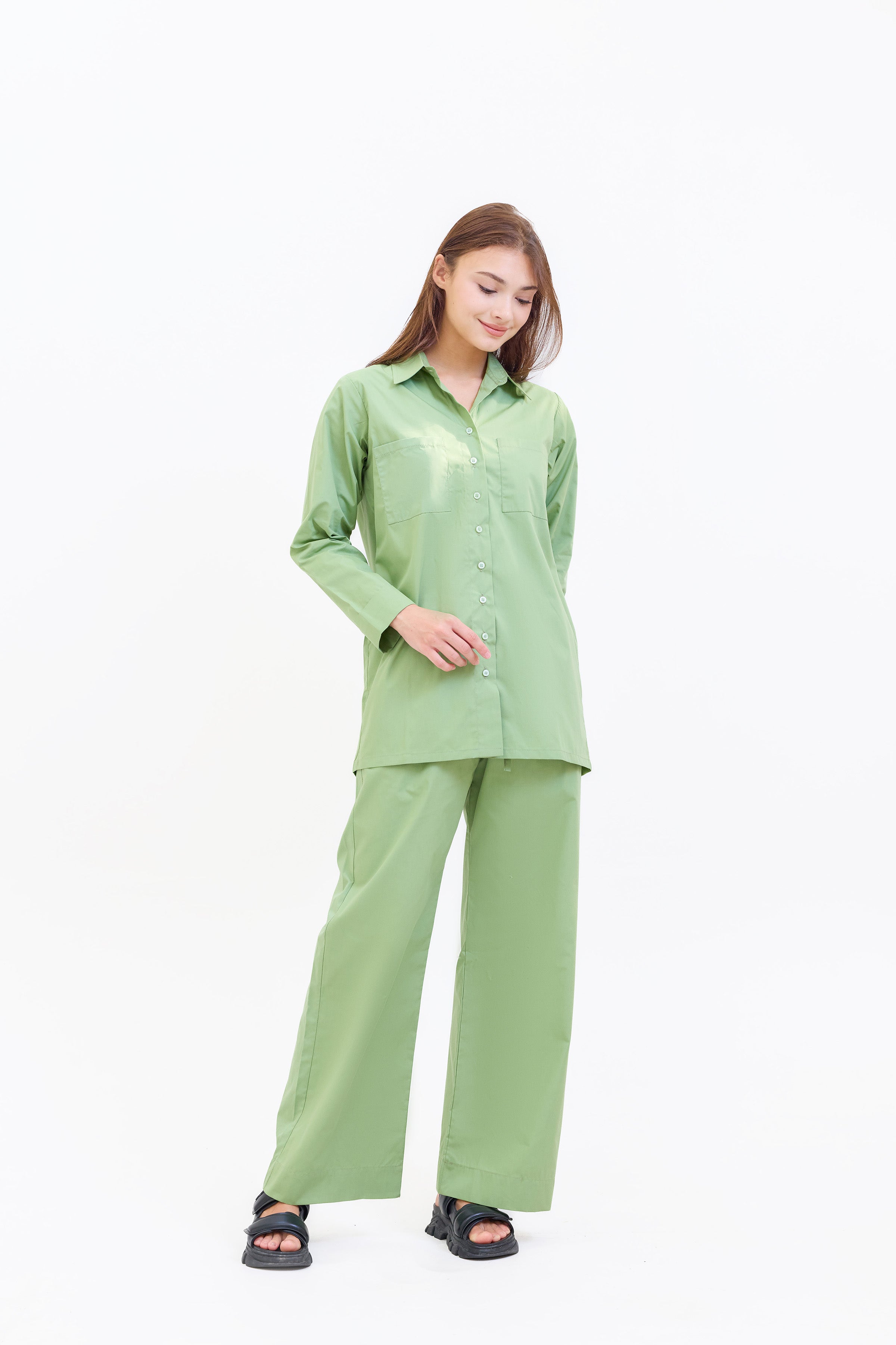 https://cdn.shopify.com/s/files/1/0267/7715/7692/files/230308-shooting-export31.jpg?v=1713417252
