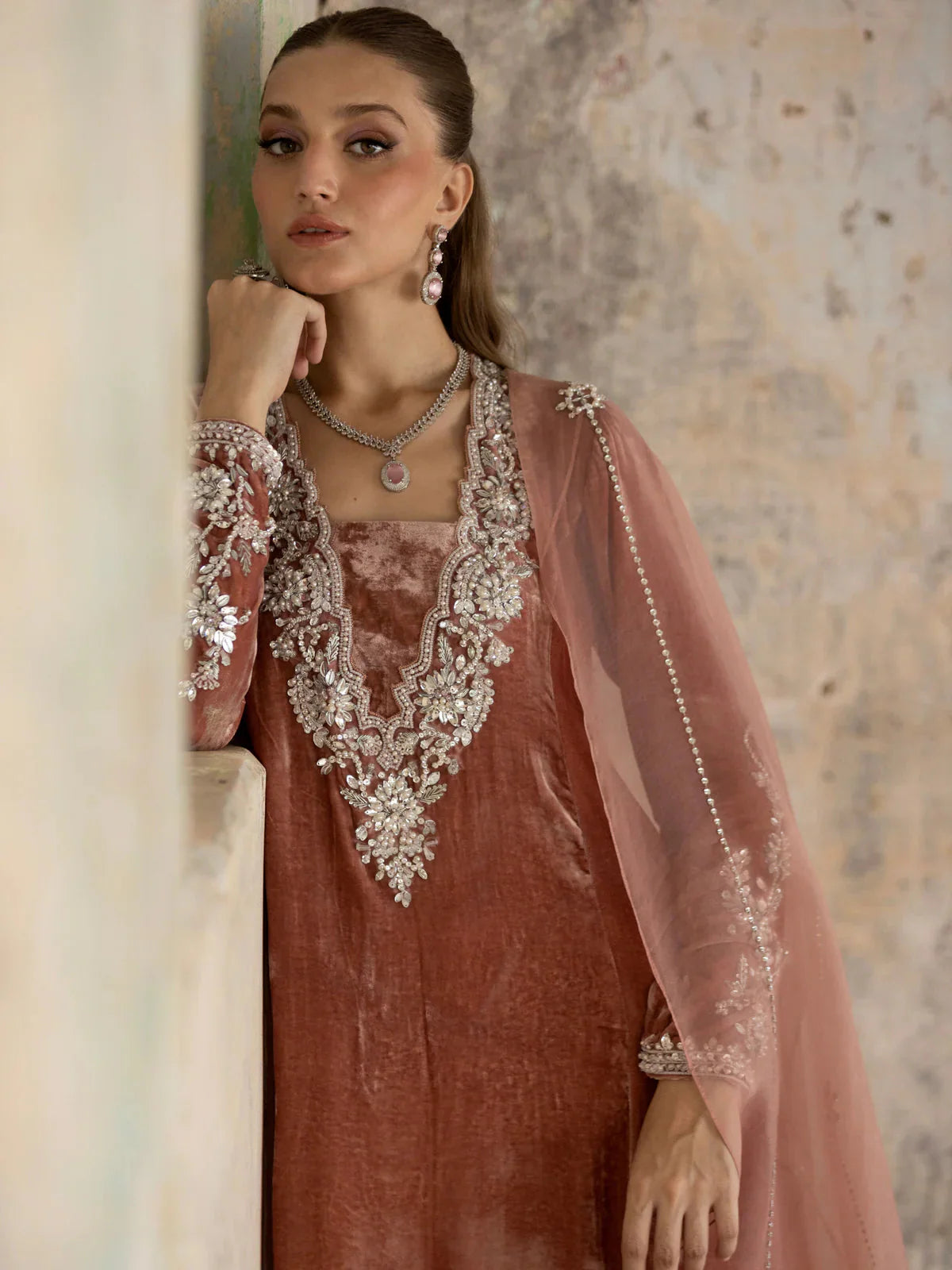 Irsa Pink Signature Velvet