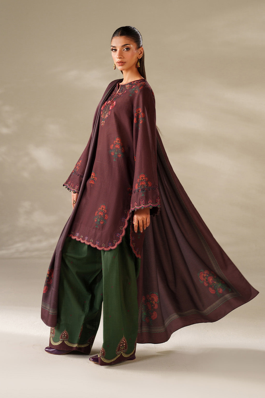 UE-562 Printed Khaddar