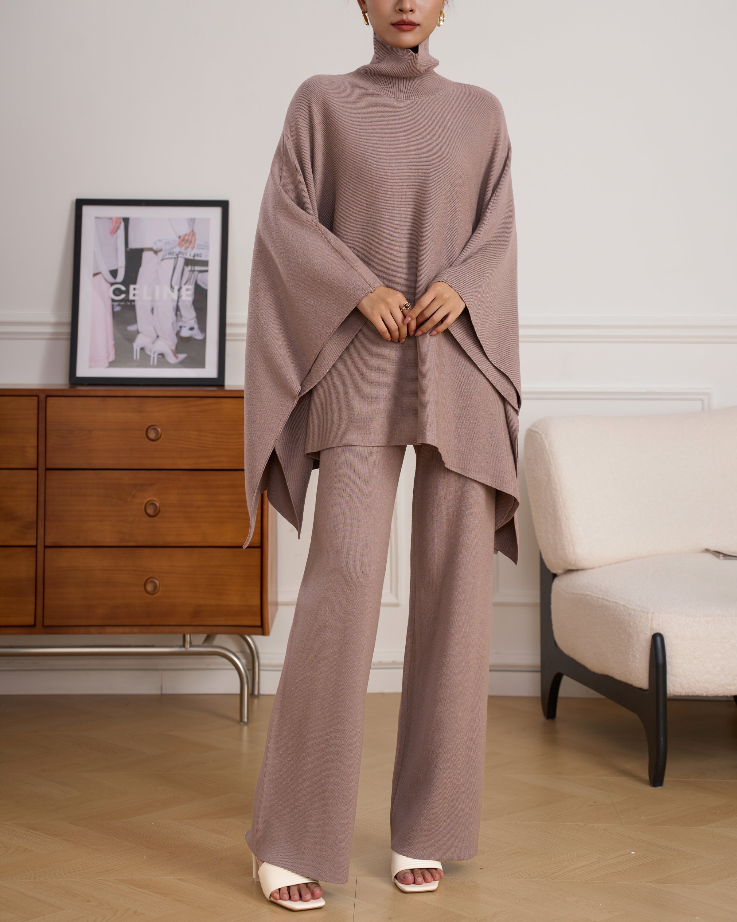 Classic Lily Taupe Knit Set