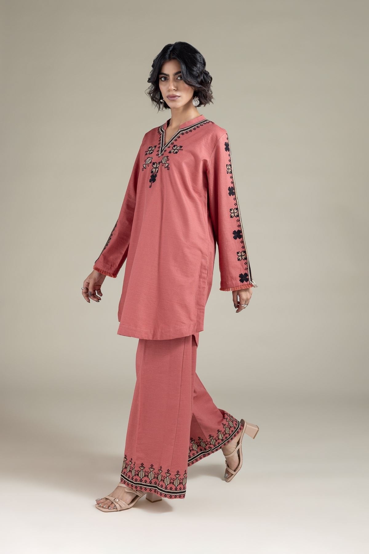 Embroidered | Khaddar Kurta