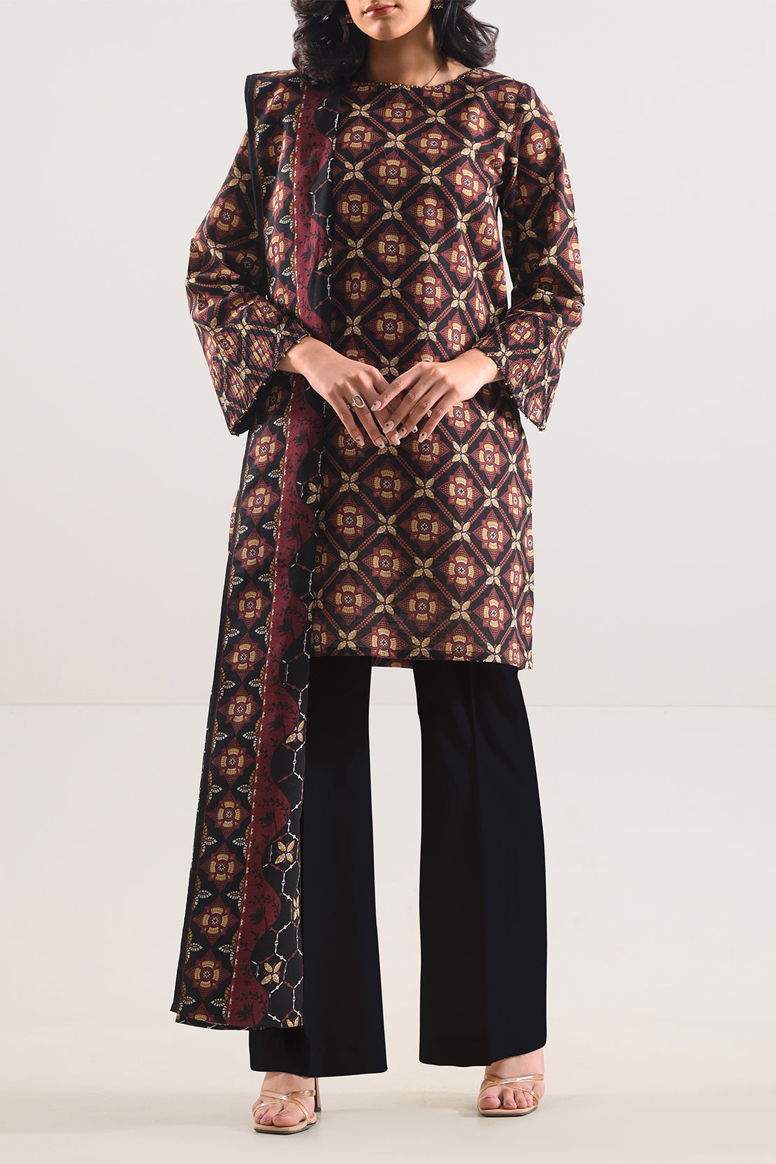 Unstitched Printed Cotton Khaddar 3 Piece114101