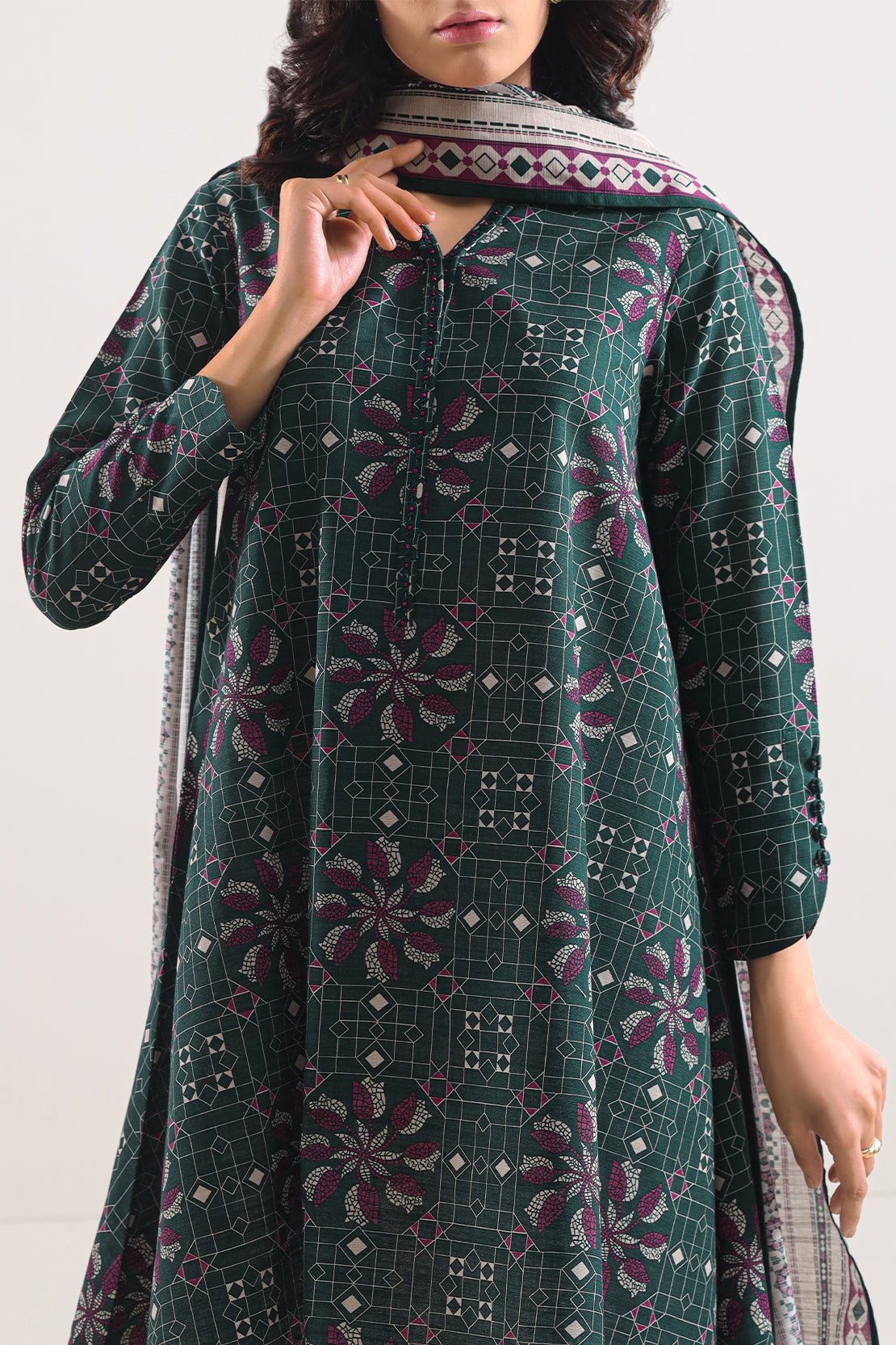 Unstitched Printed Cotton Khaddar 3 Piece117045