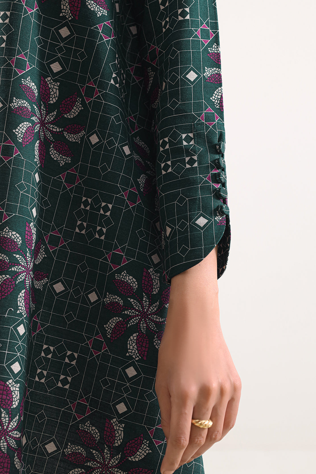 Unstitched Printed Cotton Khaddar 3 Piece117045