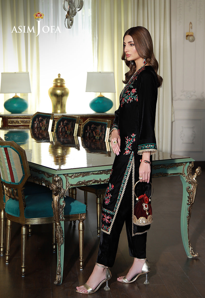 https://cdn.shopify.com/s/files/1/0690/7320/7593/files/268A2859_e959386d-6beb-4cce-af1e-34ef0afbf55d.jpg?v=1748669771