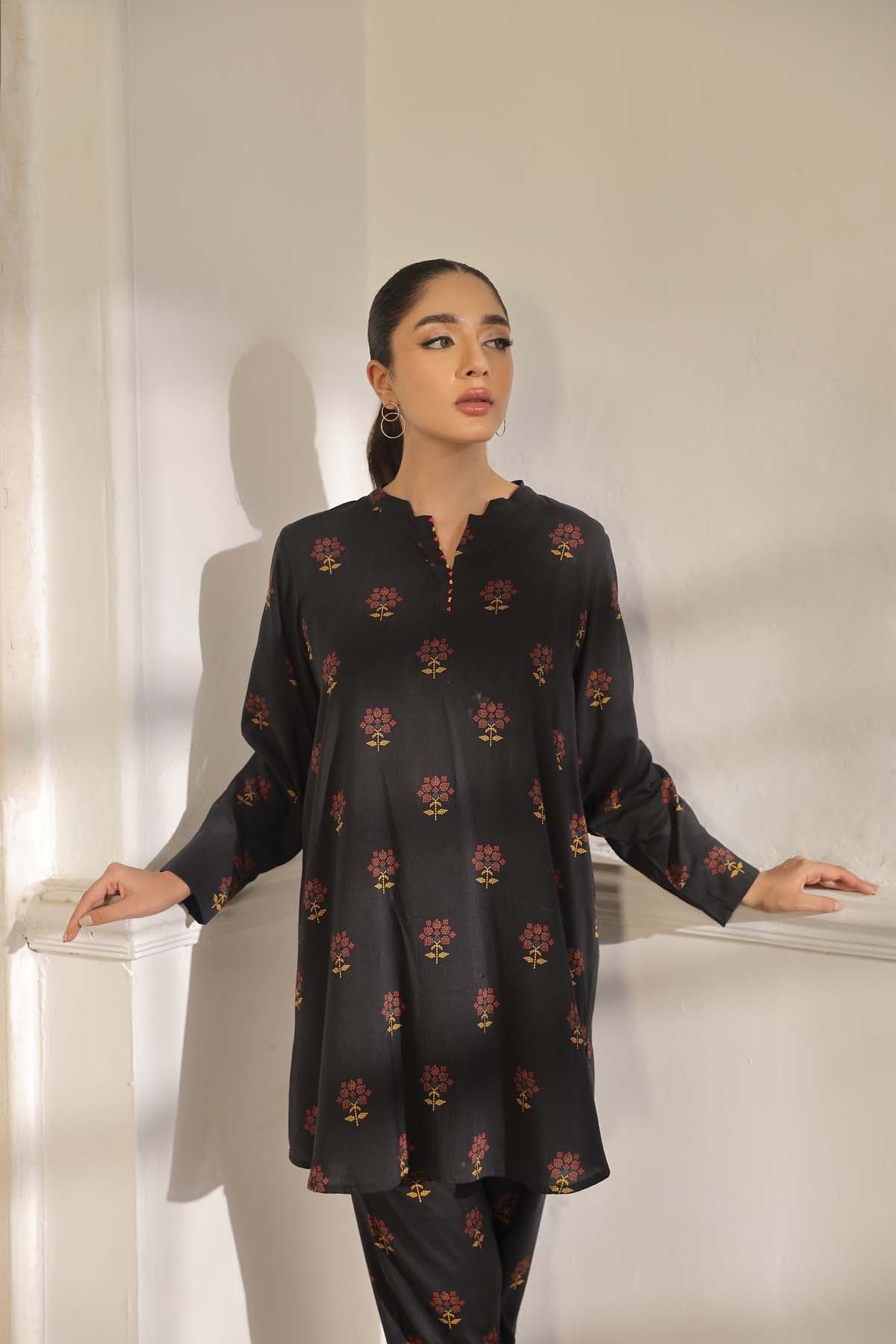 Unstitched Viscose Suit 3Pc