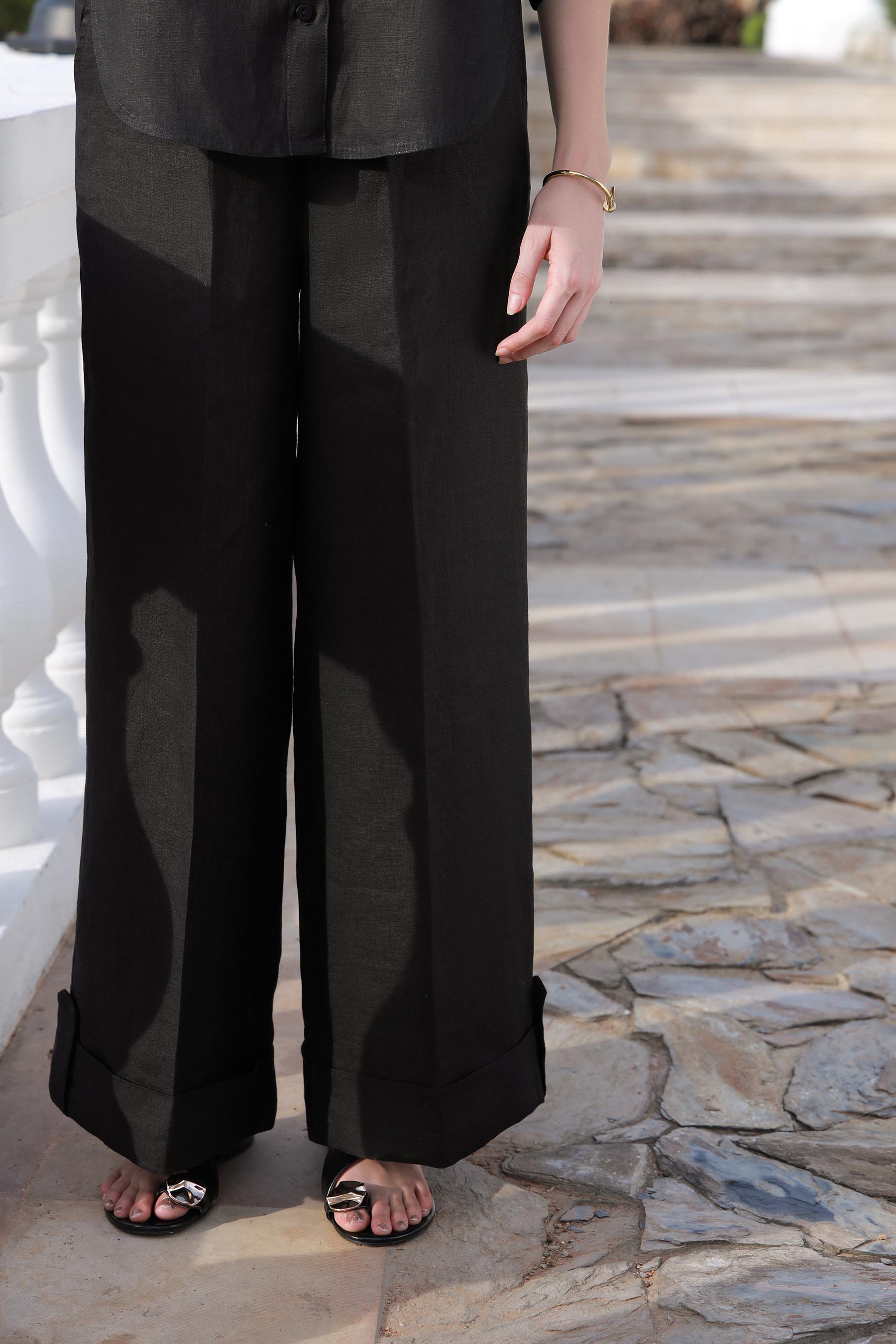 Black Linen Set