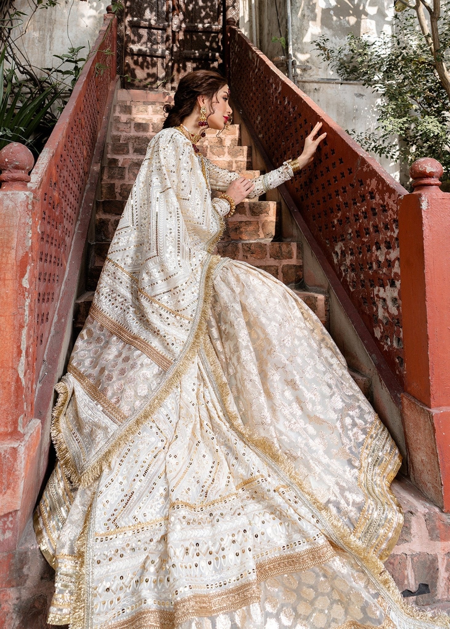Roshni - Ready To Ship