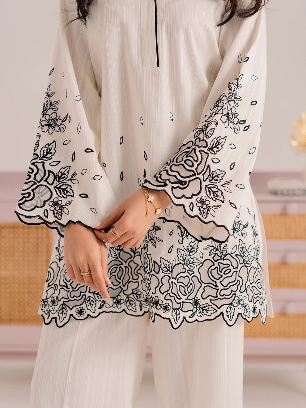Noirvale | 2Pc Embroidered Cotton Set