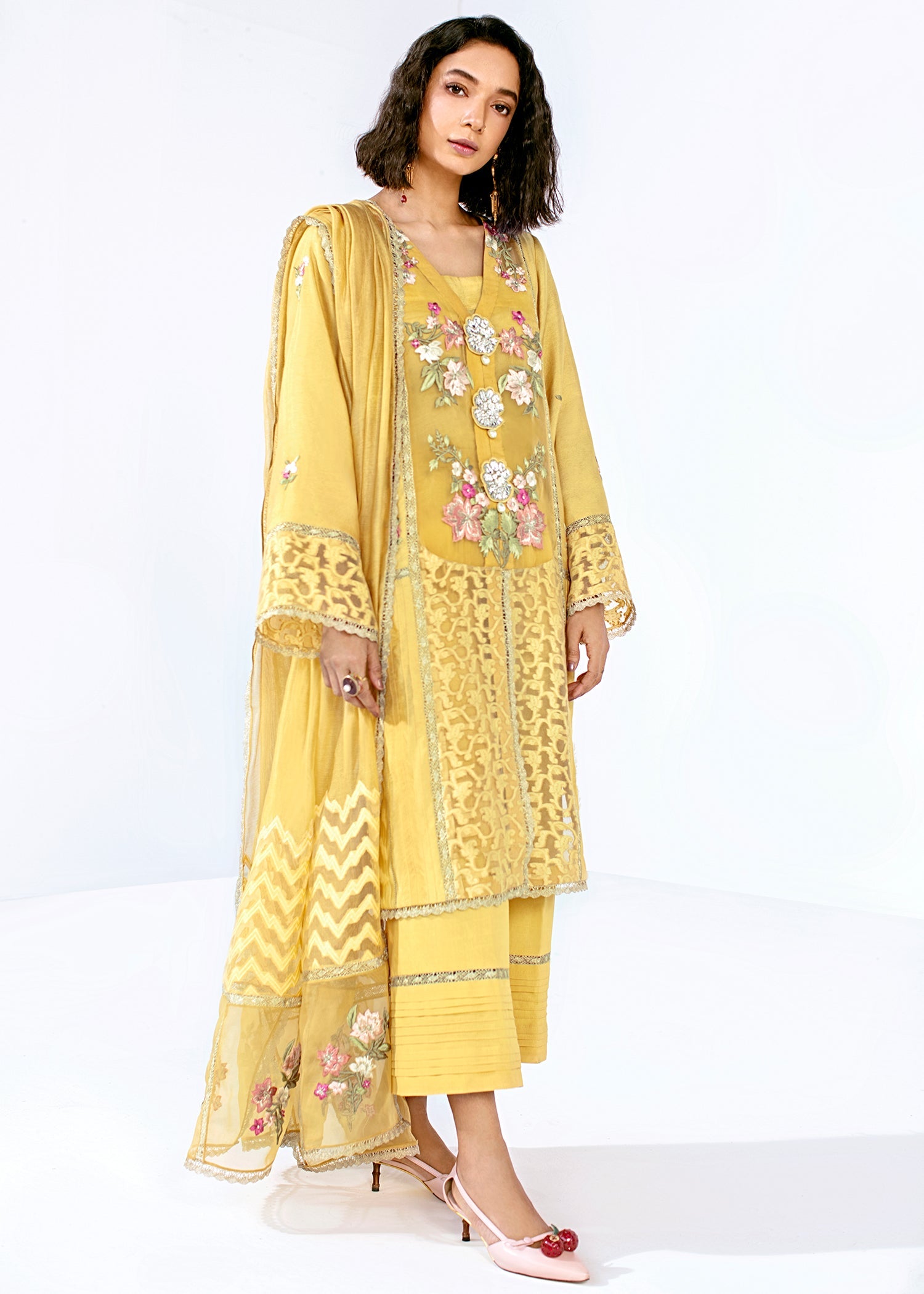 https://cdn.shopify.com/s/files/1/1625/9005/products/26_e8ce34ae-cf17-4676-88d5-cd420d1cdb7b.jpg?v=1588764533