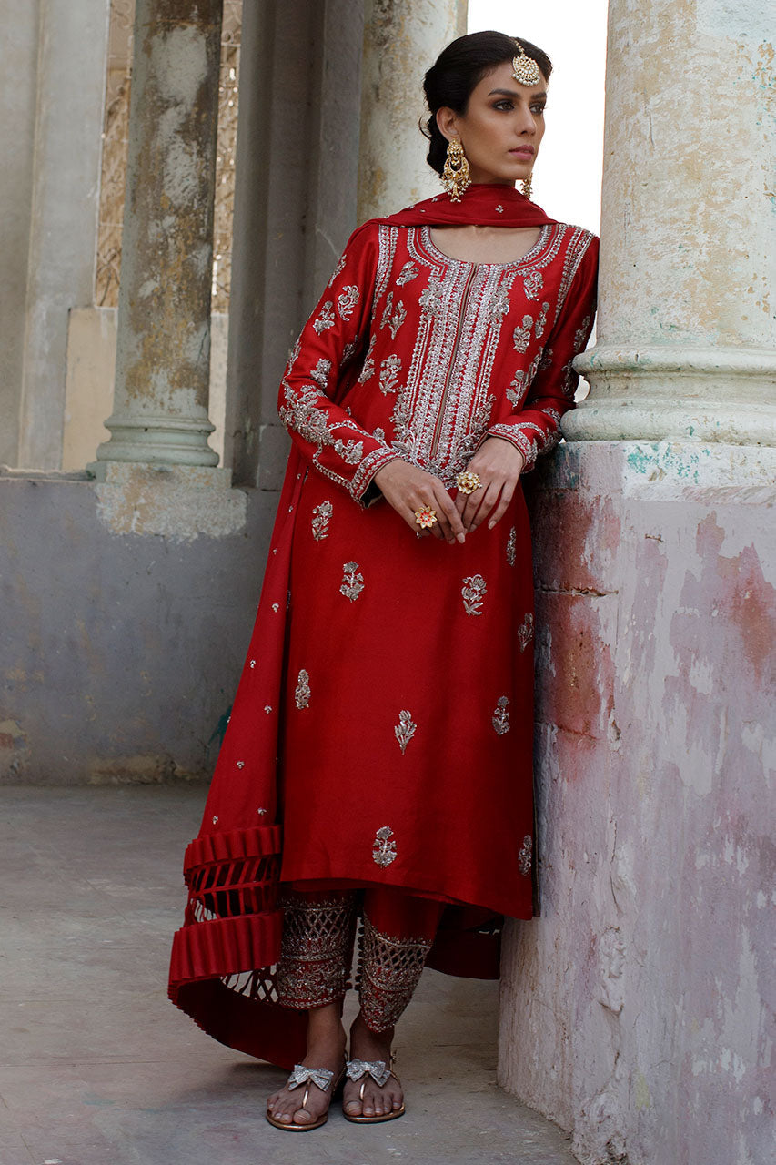 Nida Azwer