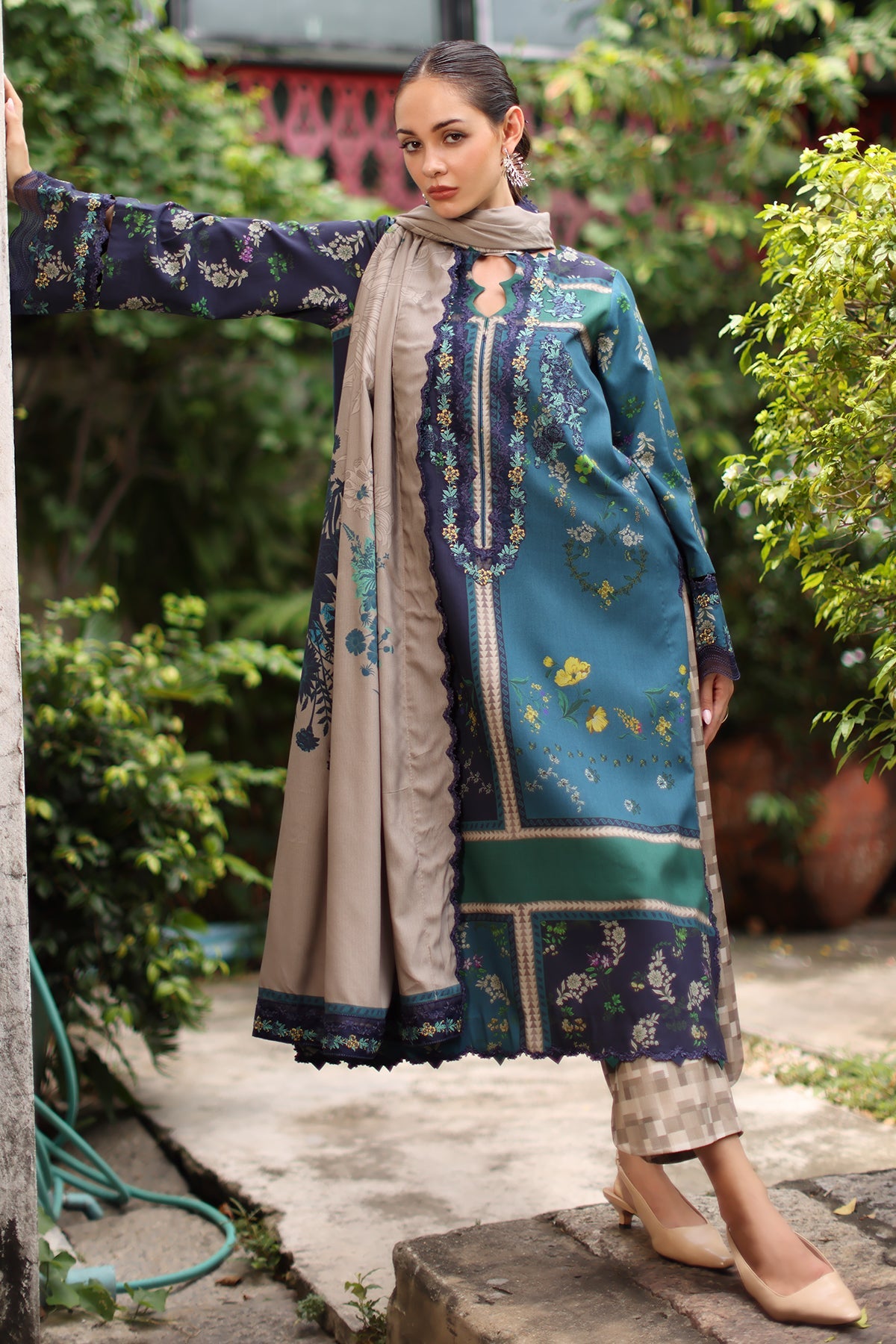 3-PC Unstitched Embroidered Linen Collection CCW7-18