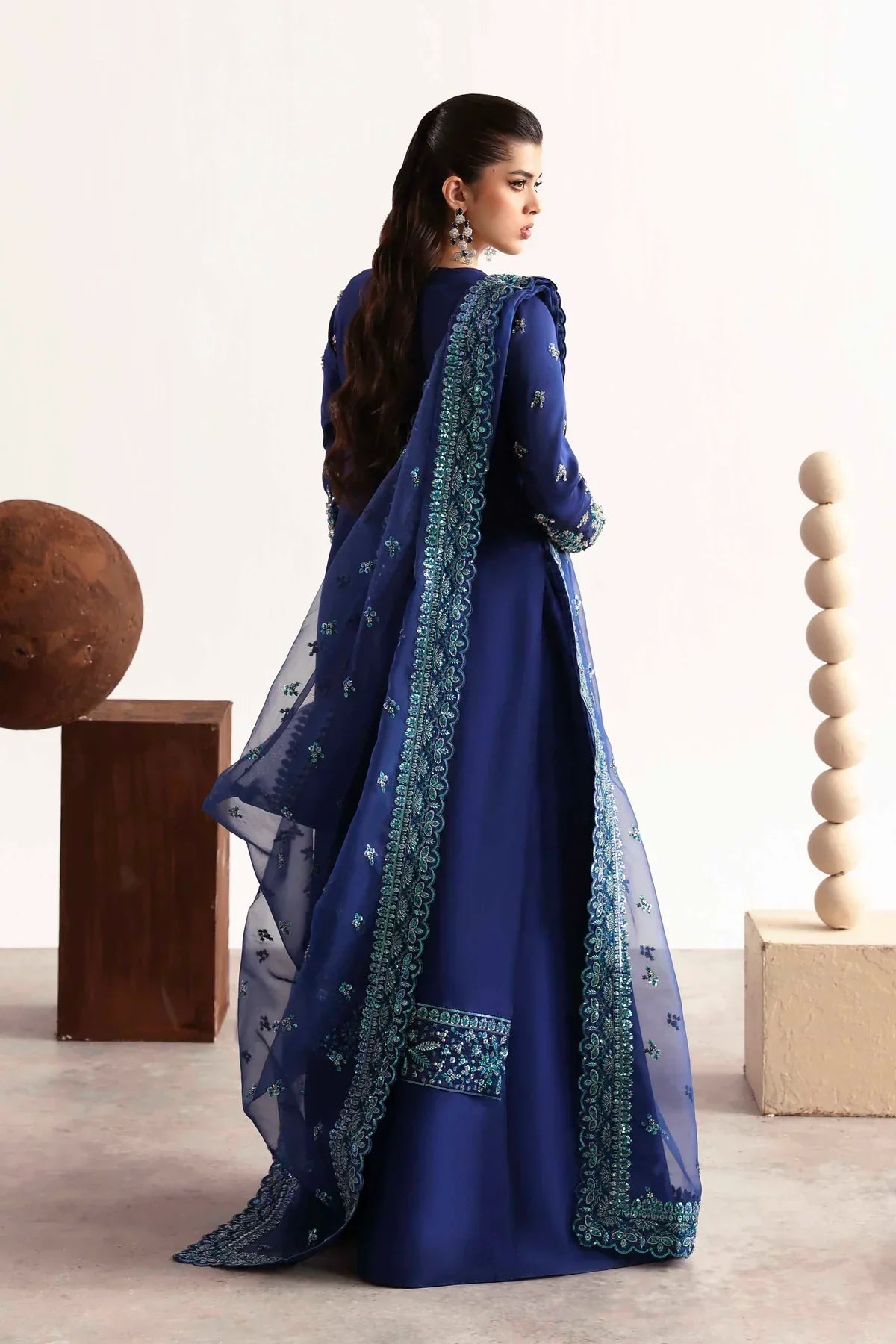 Akbar Aslam – Sapphire Style