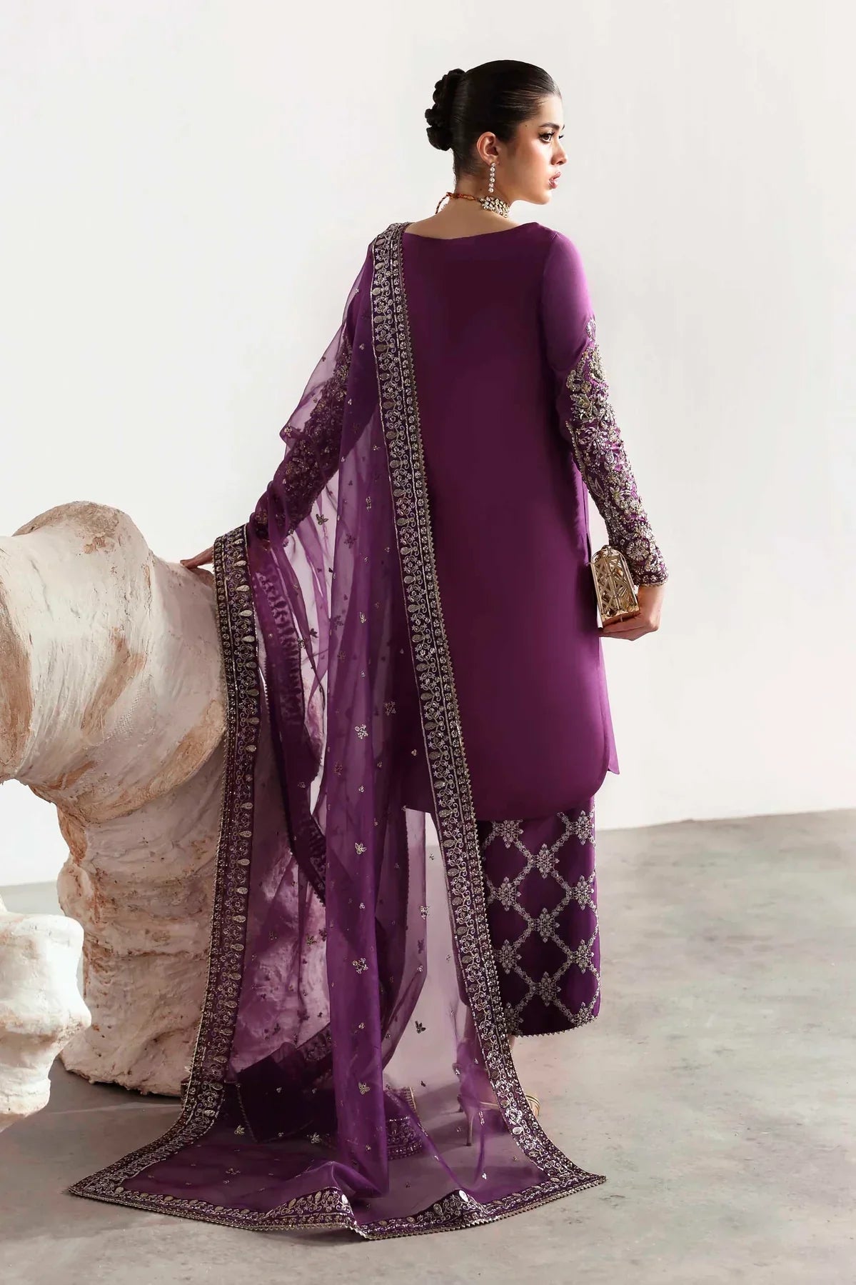 Akbar Aslam – Lapis Style