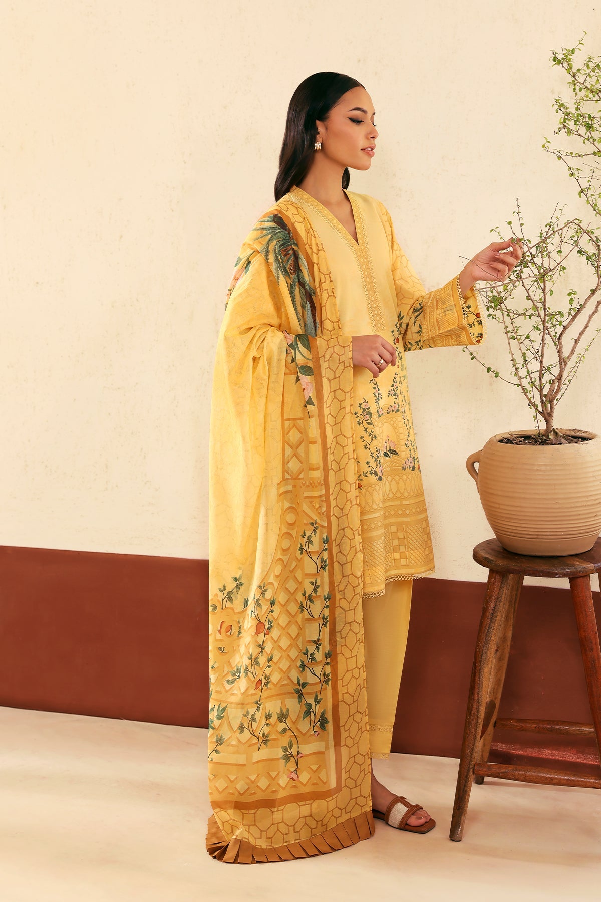 https://cdn.shopify.com/s/files/1/0704/5916/2937/files/2C5A5871_c5a6d3f5-8a86-411f-b6aa-6dee56fc677a.jpg?v=1752139886