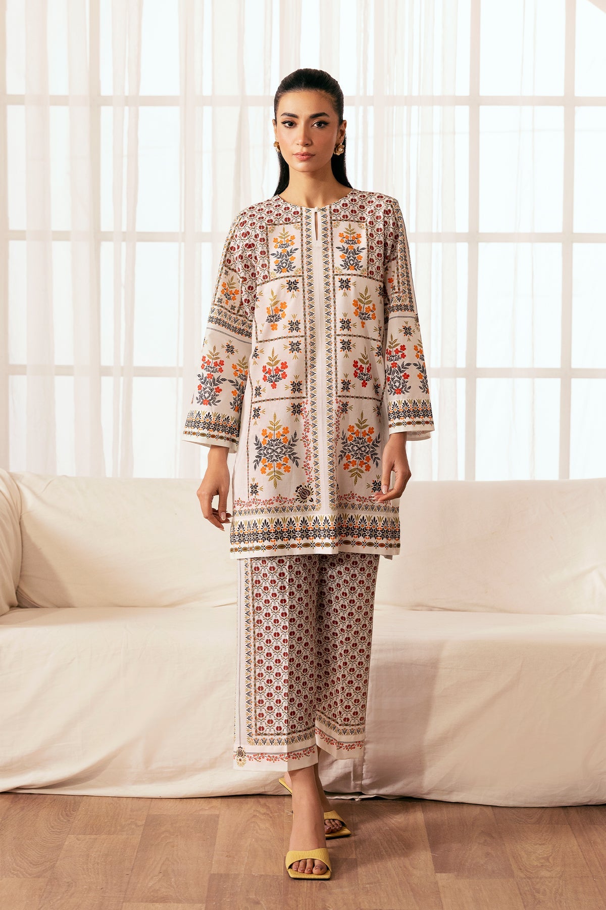 https://cdn.shopify.com/s/files/1/0704/5916/2937/files/2C5A7536_2b34dd56-4132-4f3a-9d2a-06bc385f8037.jpg?v=1752139862