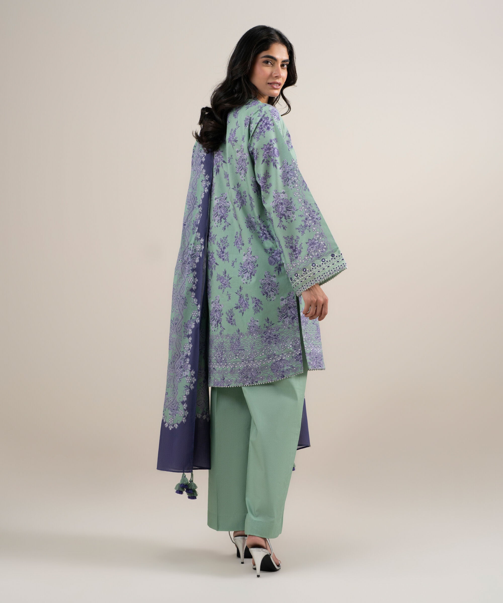 3 Piece - Embroidered Lawn Suit