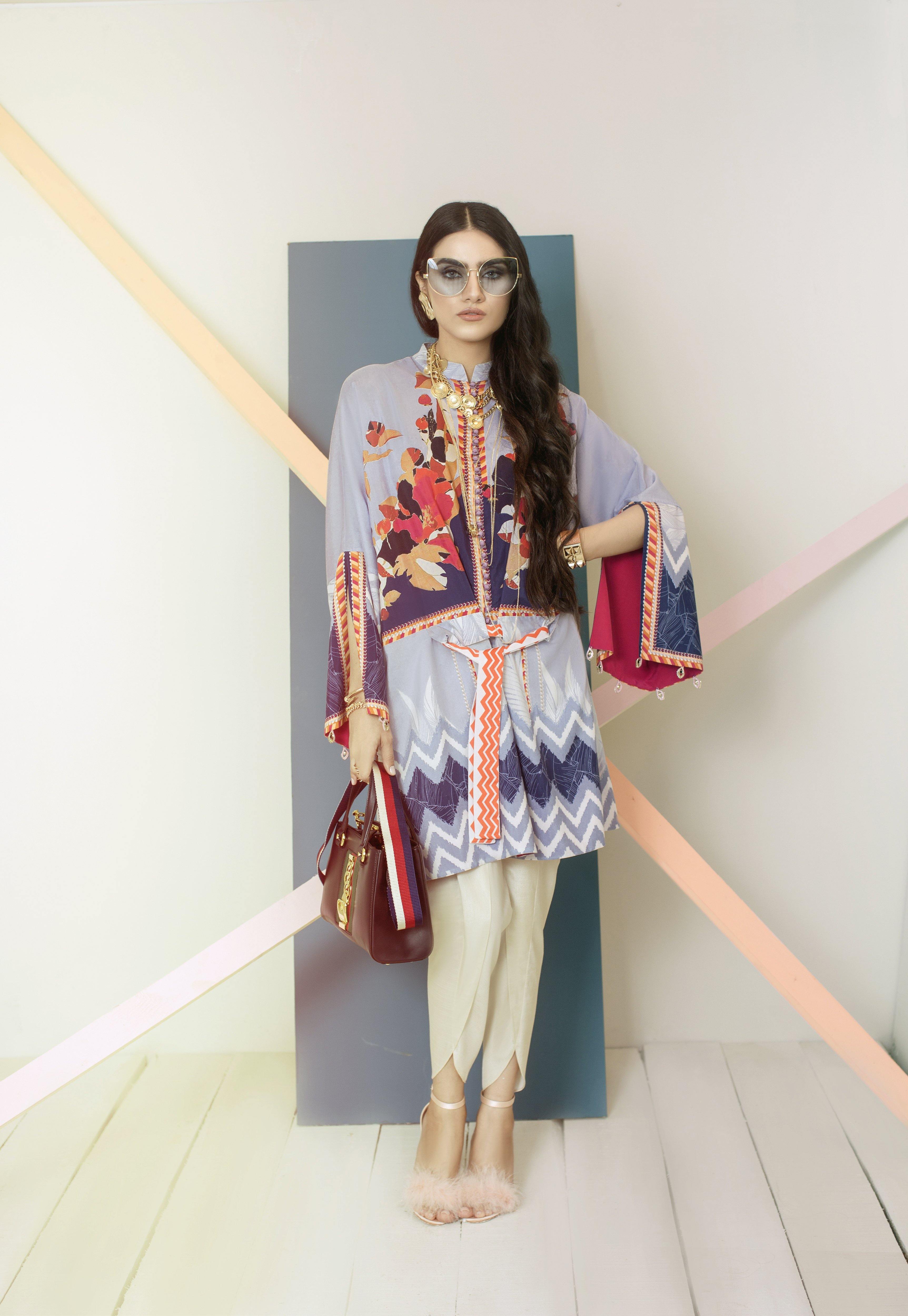 MAYHEM ROSE