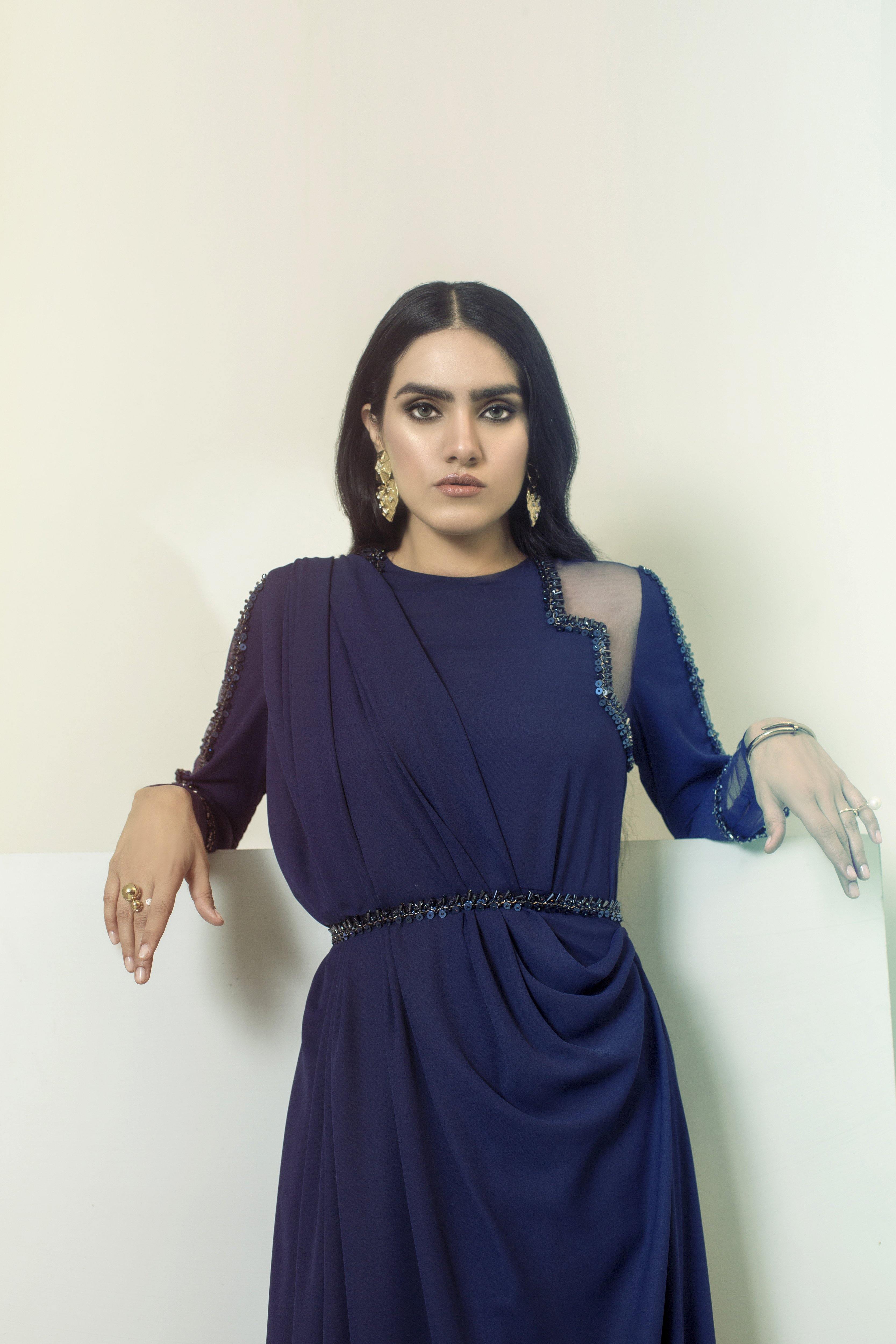 DRAPED NAVY