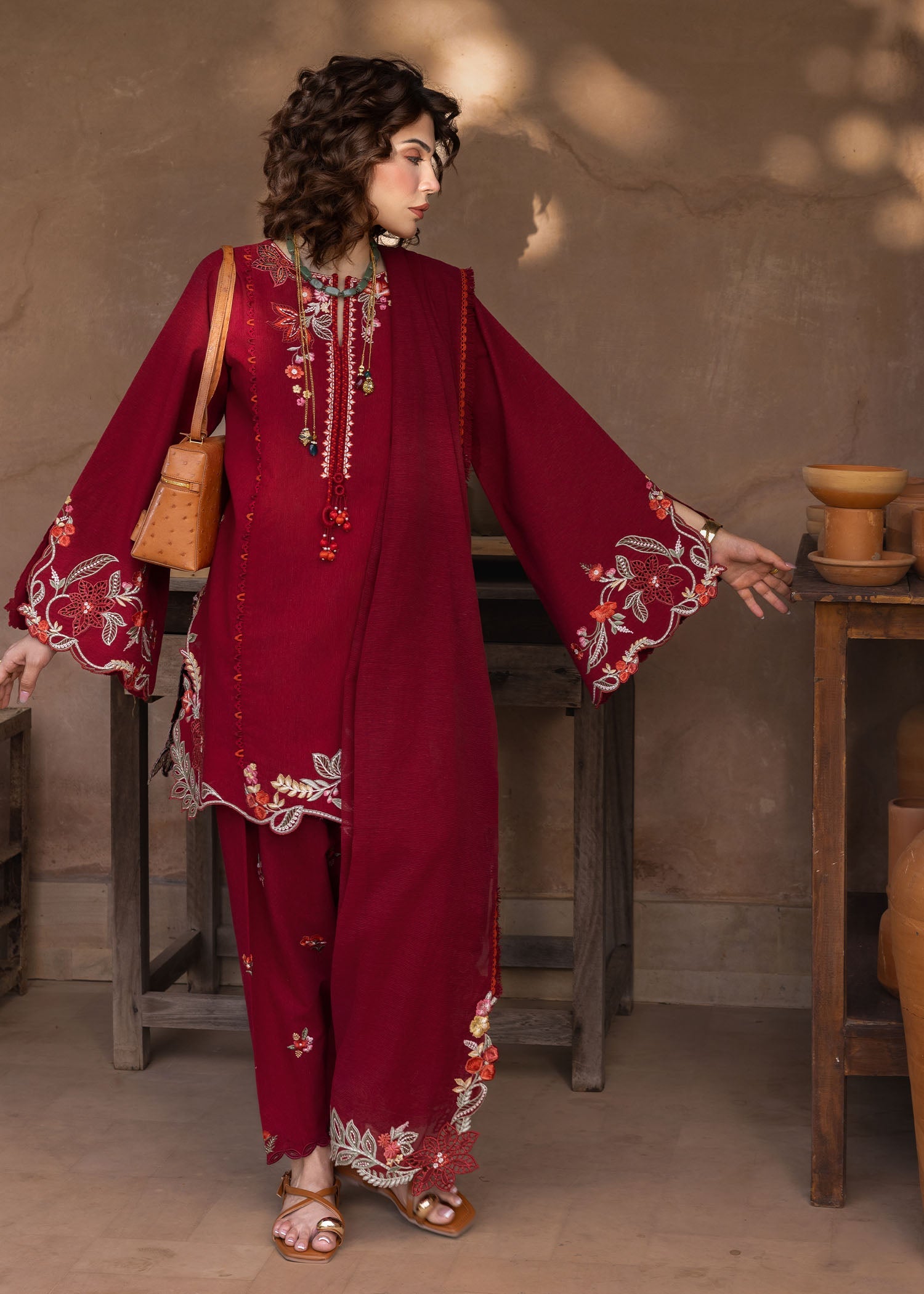 https://cdn.shopify.com/s/files/1/0634/9714/2487/files/2K3A0121sss.jpg?v=1762946042