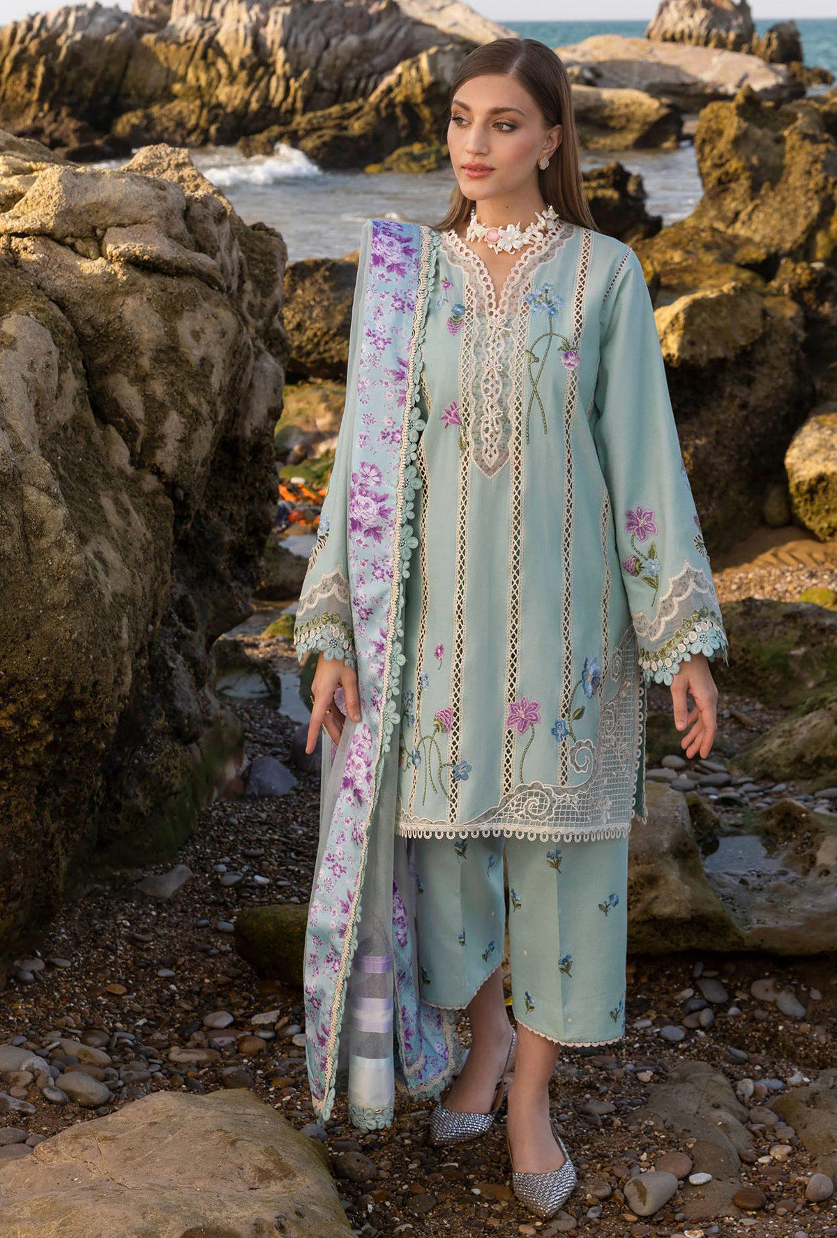 Crimson Flow Embroidered Lawn Unstitched 3Pc Suit D-6A Floral Crush