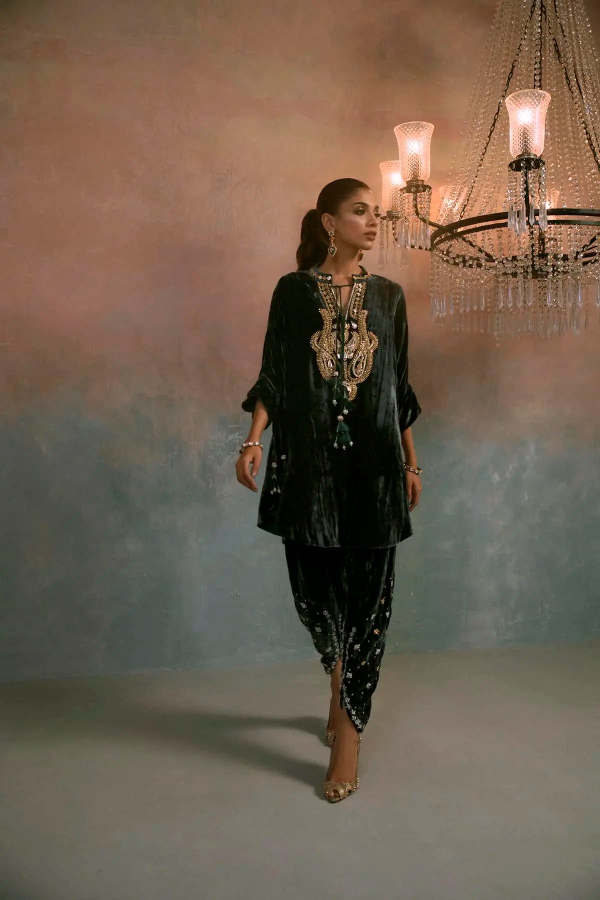 Velvet '25 - Stormy Grey