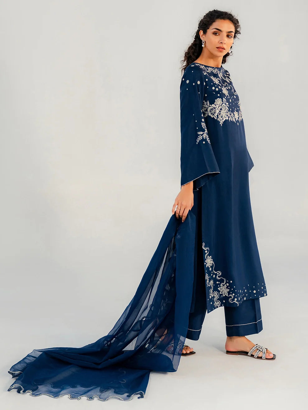 MIDNIGHT SAPPHIRE - 3pcs Khaddi Silk Ensemble