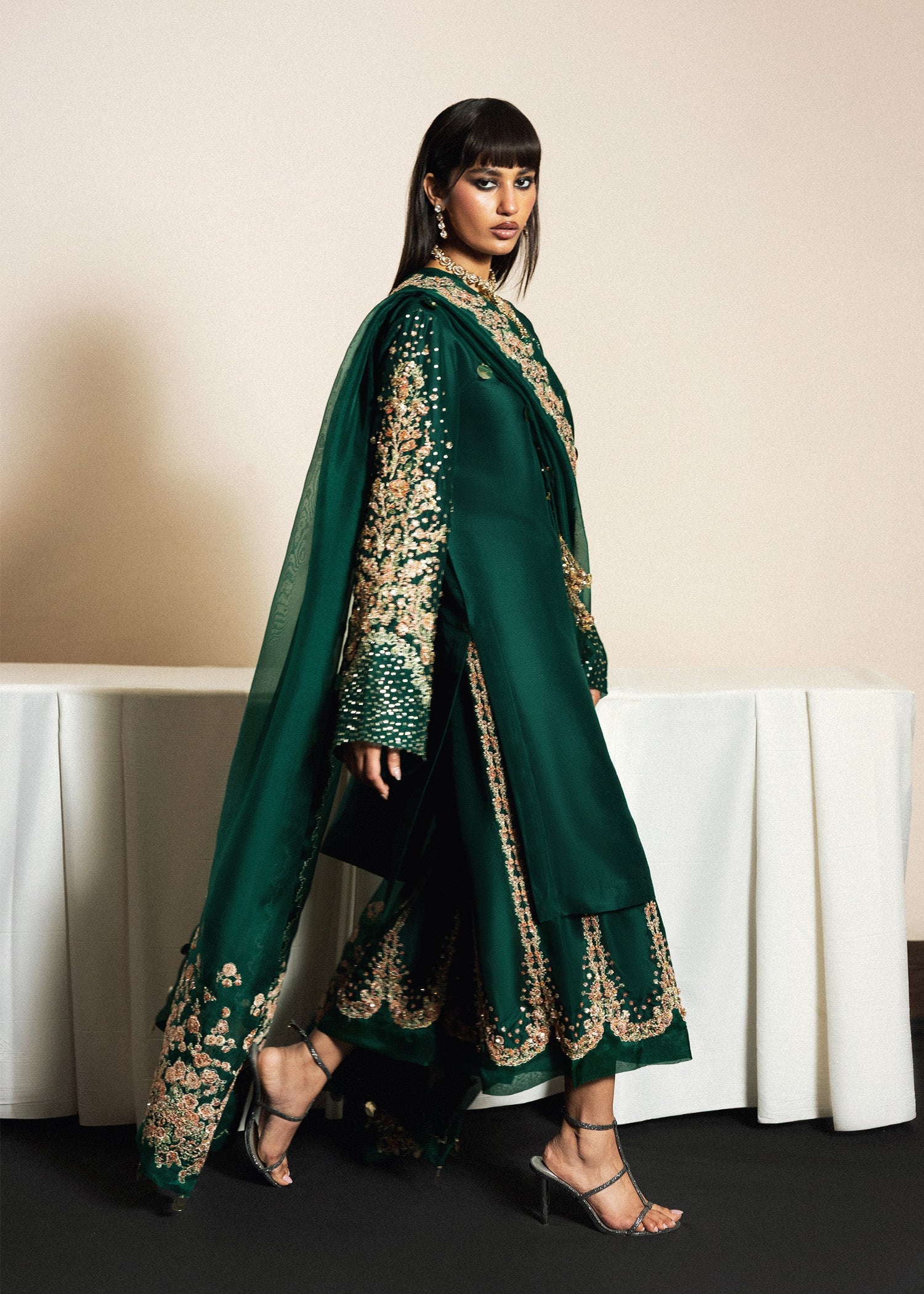 Noor Lepoque - Ready to ship
