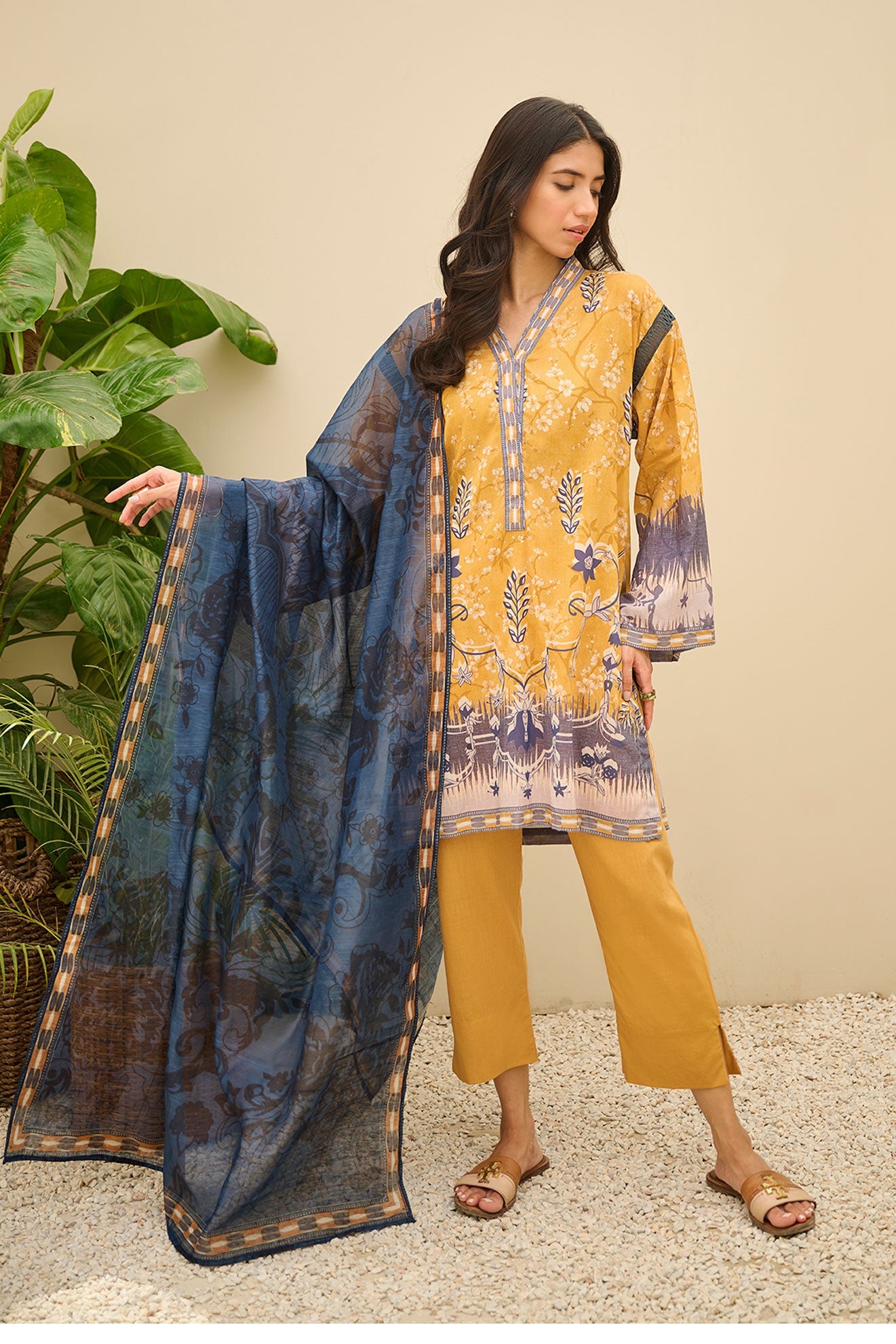 https://cdn.shopify.com/s/files/1/0587/3080/7460/files/2_97fbe0a1-3ae9-4711-9a06-02e981920c4f.jpg?v=1736414916