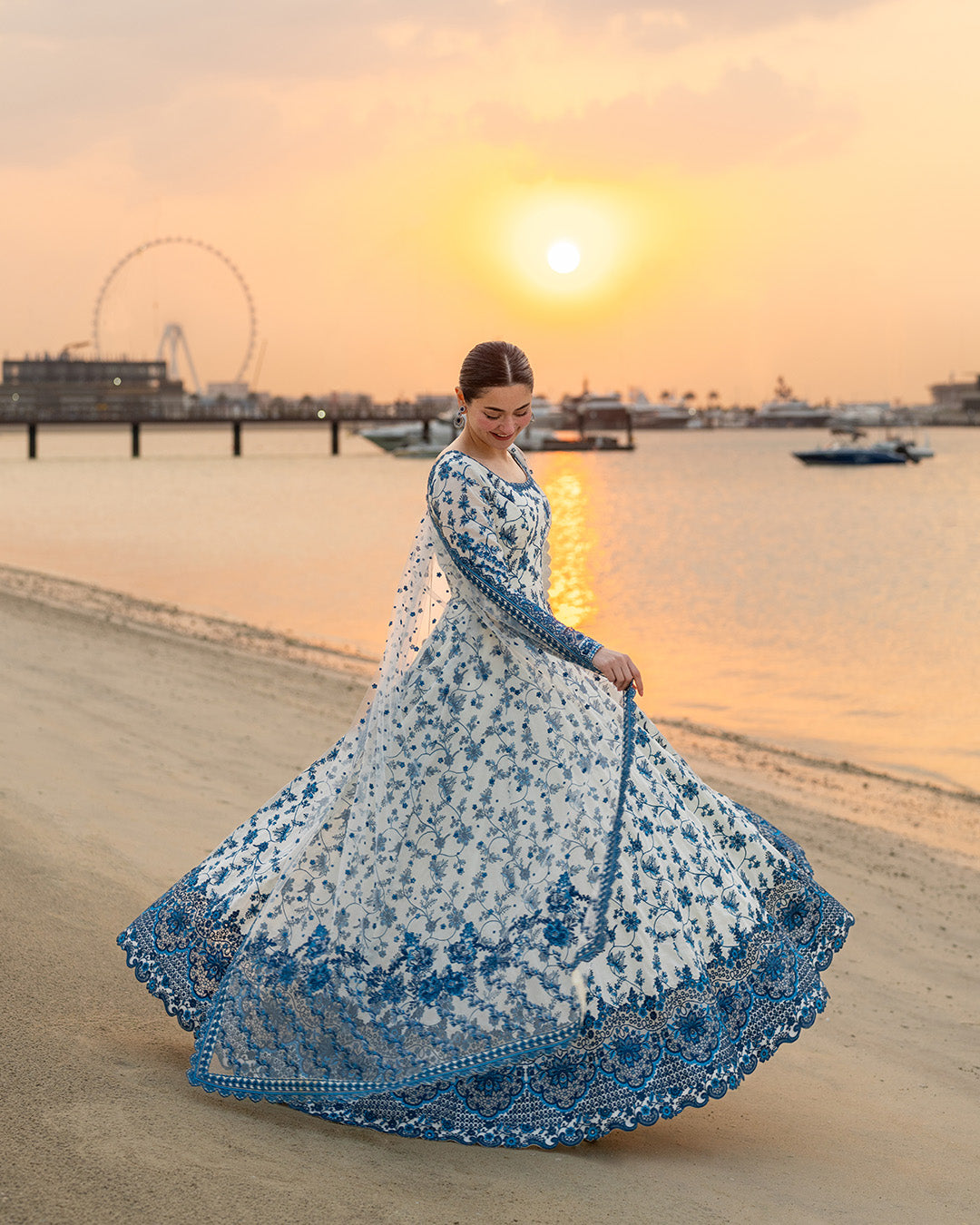 Faiza Saqlain – Jehona Style (Blue & White)