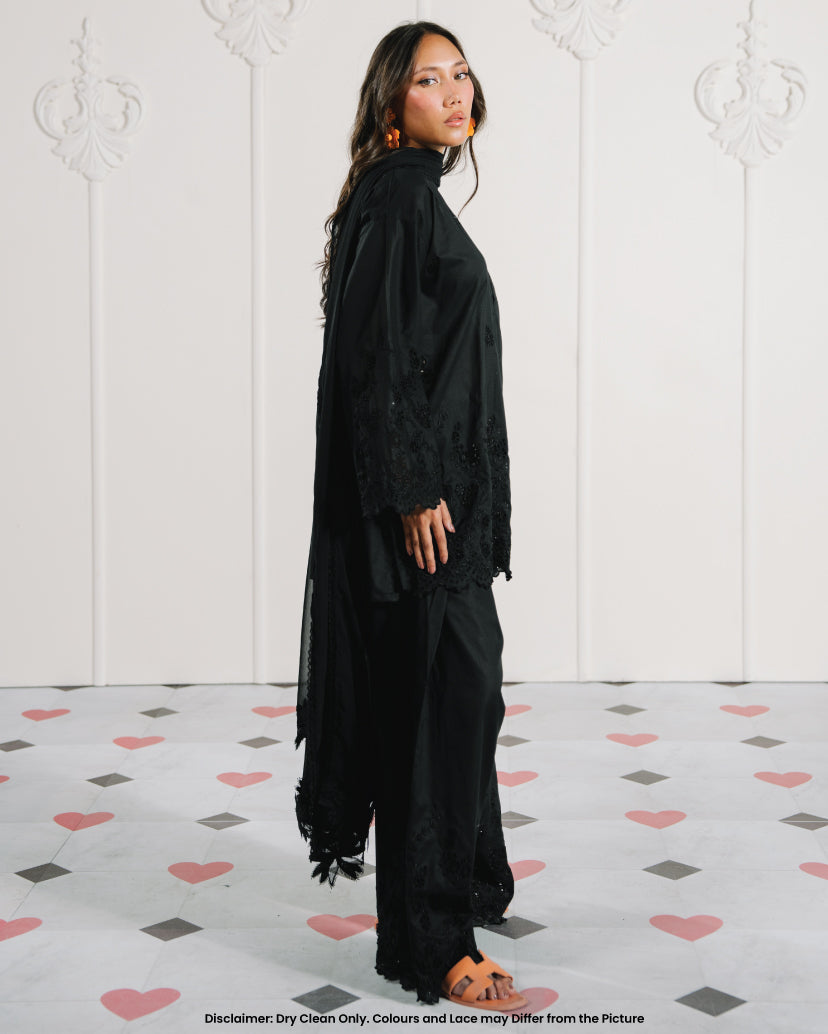 Noir Dupatta