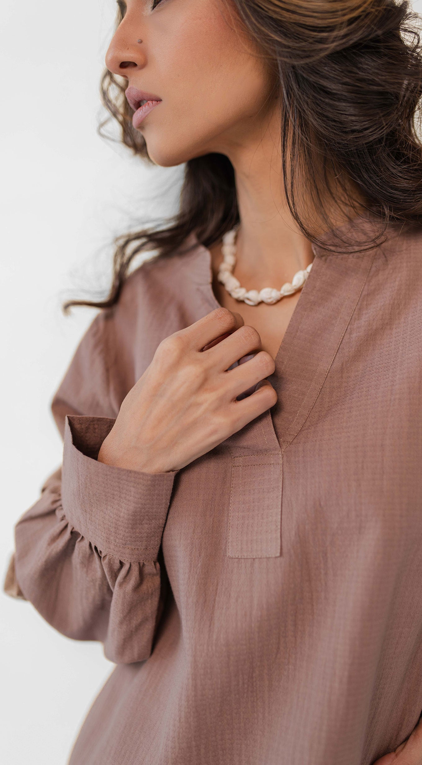 https://cdn.shopify.com/s/files/1/0654/4313/5706/files/2_c86c099f-d535-4d78-b4a4-e5a12f6ec27d.jpg?v=1701949876