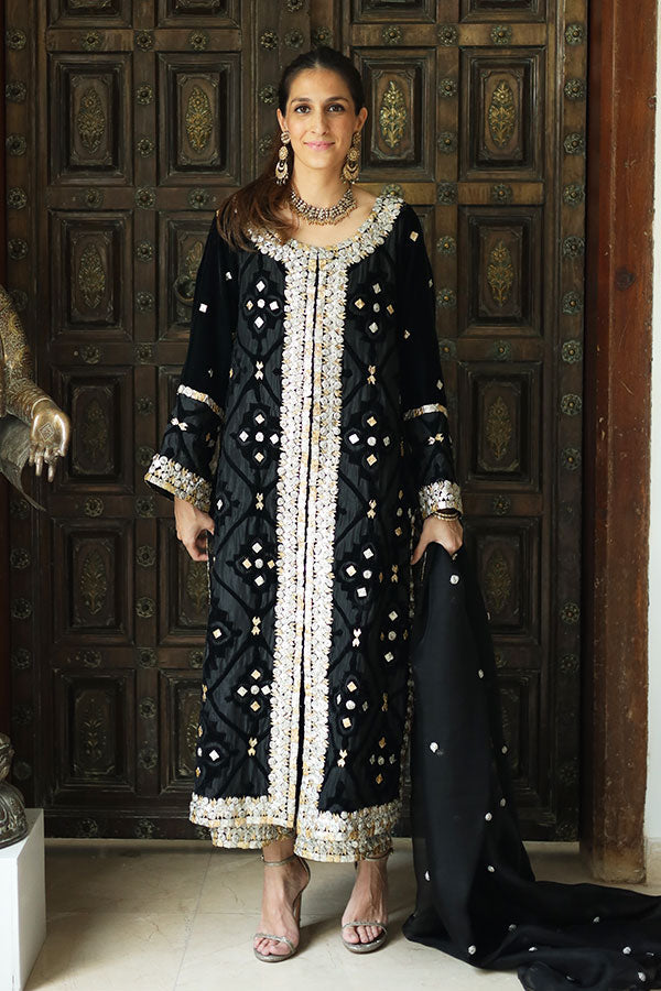 Nauratan | The Velvet Series - Black