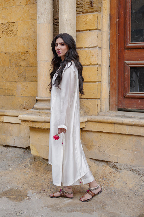 M by Mahira