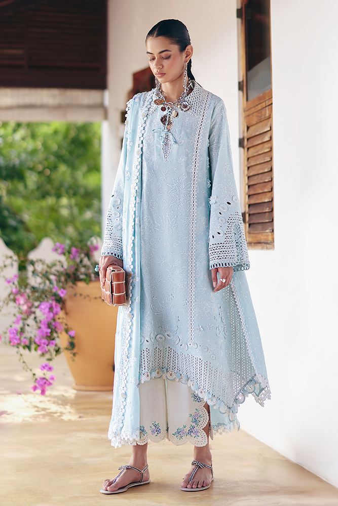 https://cdn.shopify.com/s/files/1/1146/5868/files/30-Zarina.png?v=1740750951