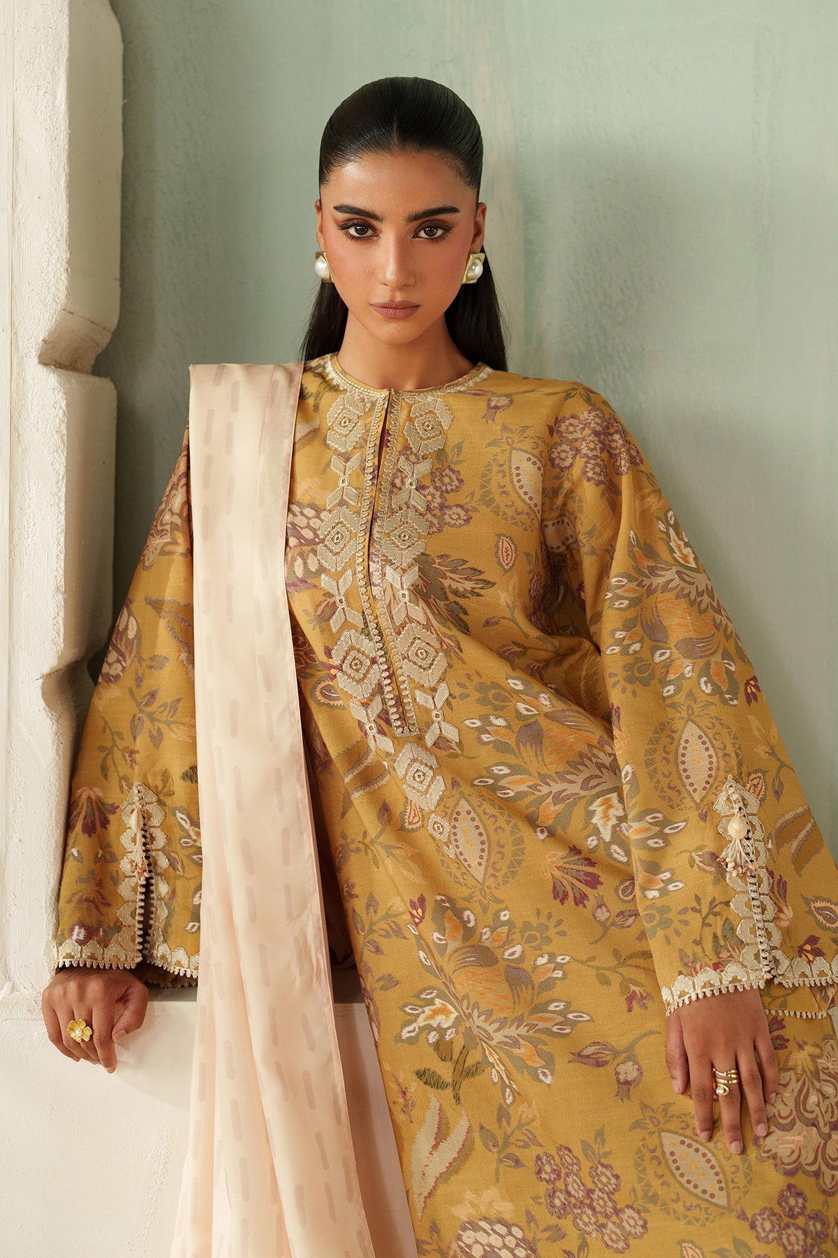 EMBROIDERED KHADDAR SF-4326