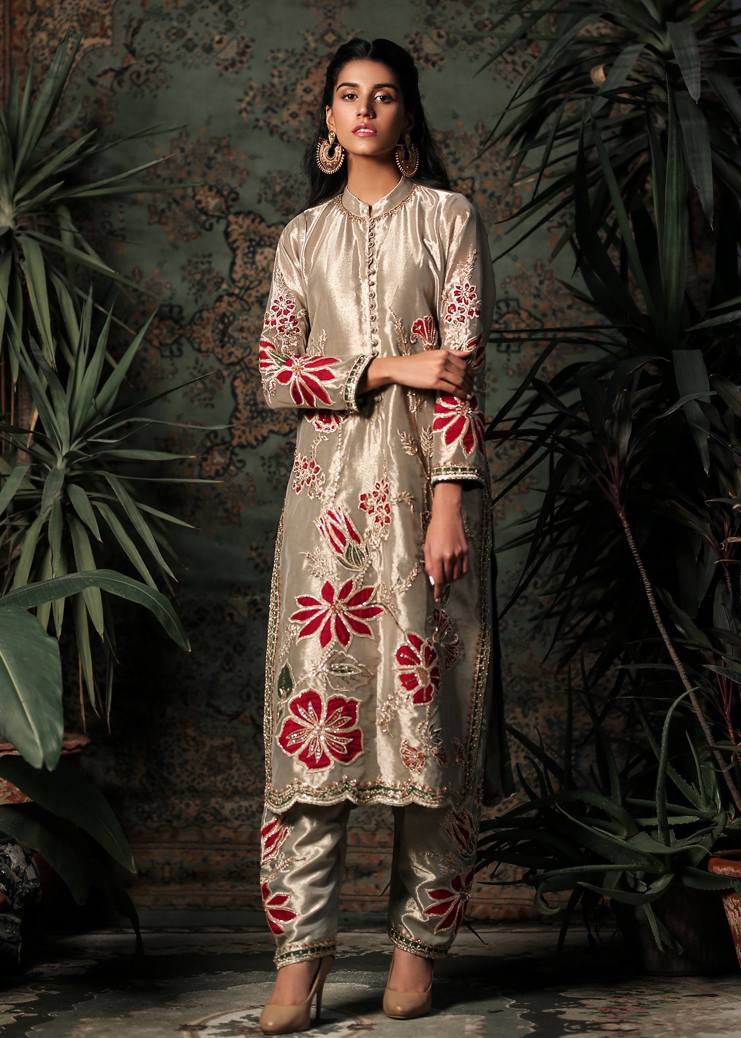 https://cdn.shopify.com/s/files/1/0078/7998/3170/products/32_cbc0e99f-e60c-4bf7-aabd-b0e8ea28c0c0.jpg?v=1579000609