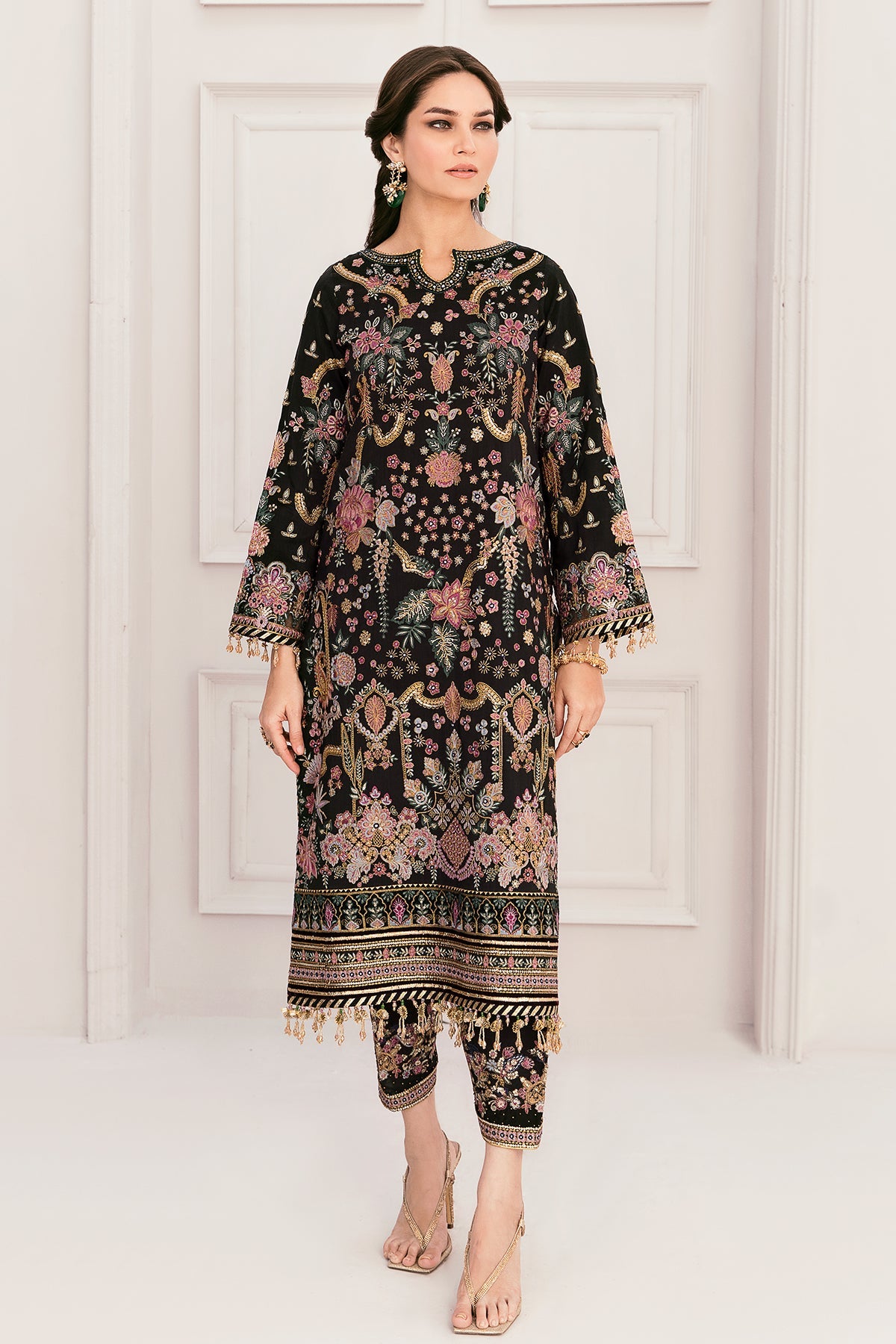 EMBROIDERED SILK CH11-04 STITCHED