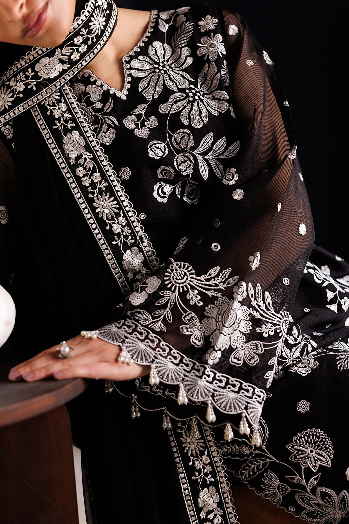 EMBROIDERED COTTON NET UF-4441