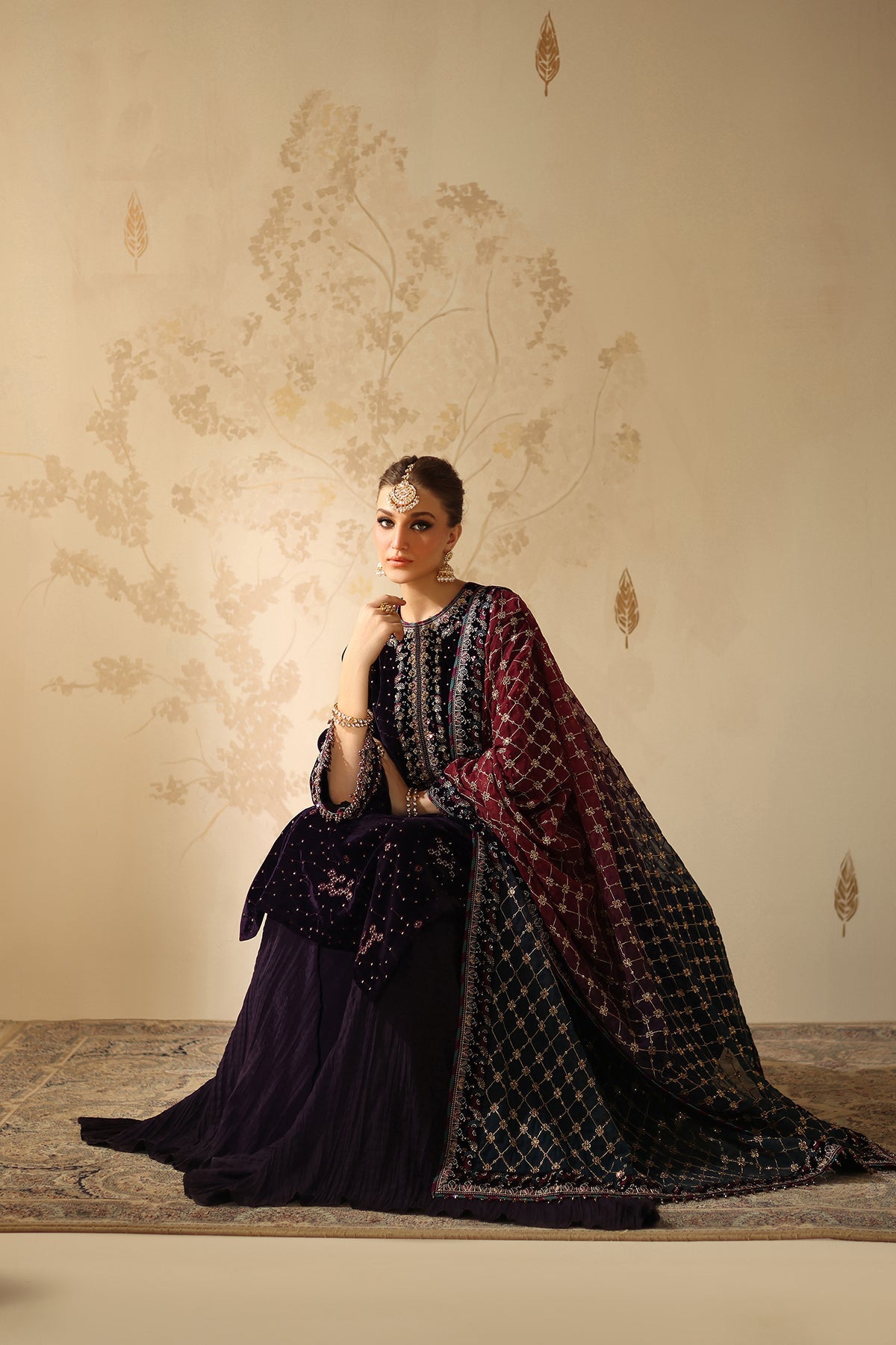 EMBROIDERED VELVET UF-4319
