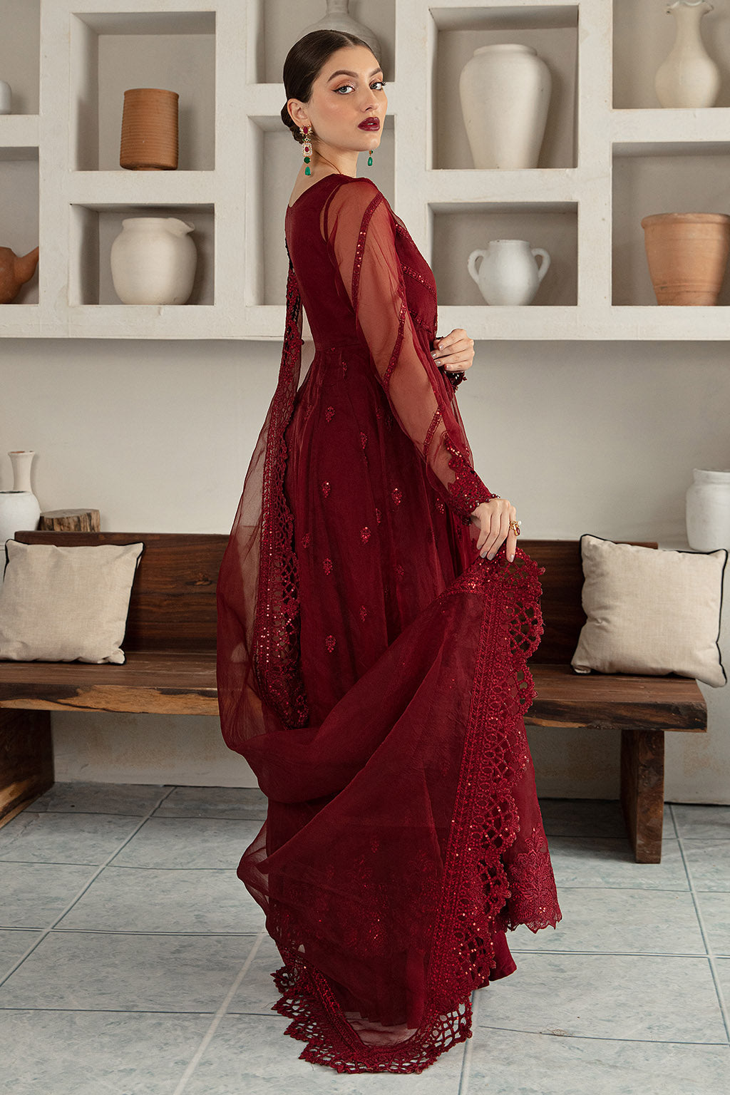FN-02R (Gown)