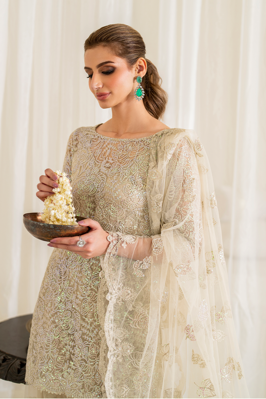 UE-295 Embroidered Net