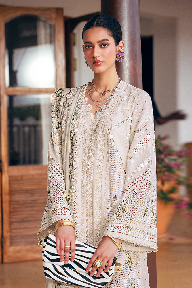 https://cdn.shopify.com/s/files/1/1146/5868/files/35-Afra.png?v=1740751006