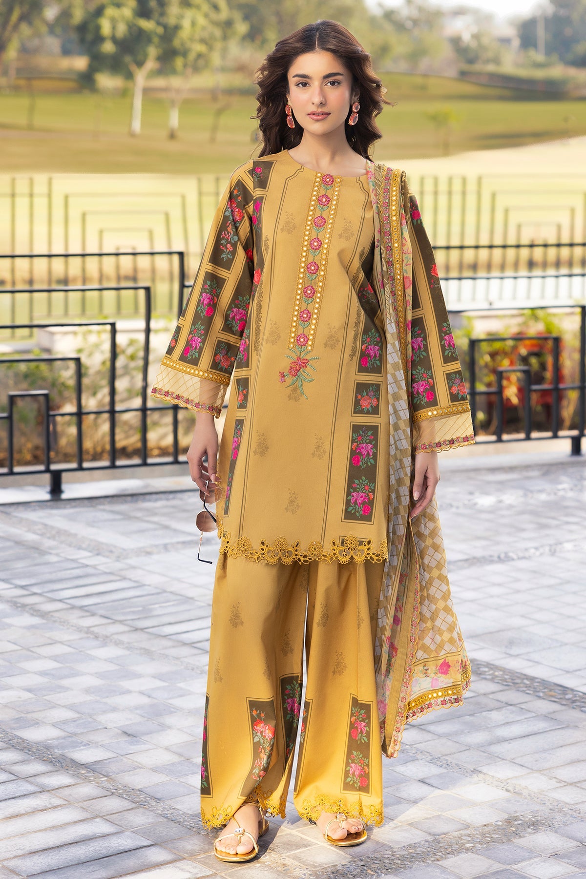 3-PC Unstitched Embroidered Lawn Collection AN6-03