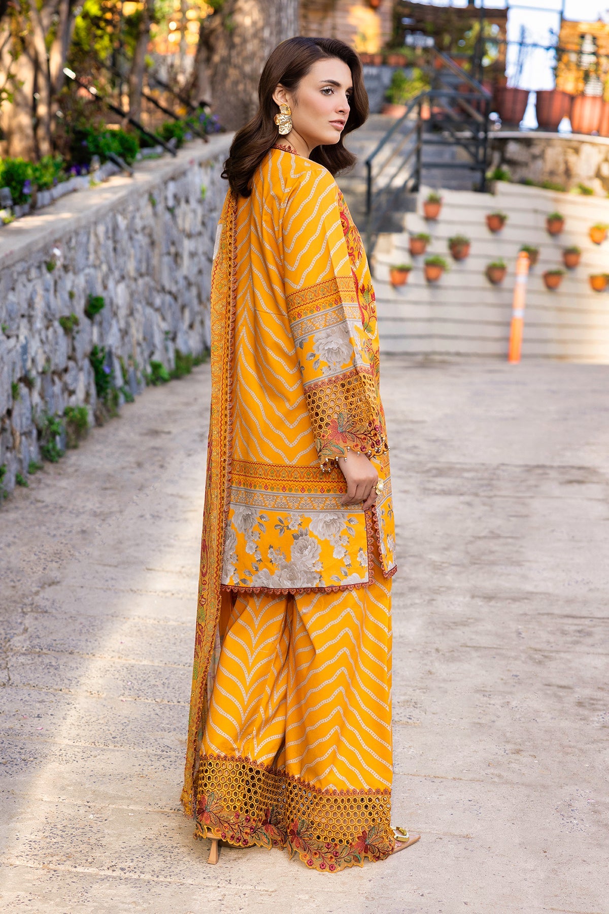 3-PC Unstitched Embroidered Lawn Collection RANG E BAHAR VOL 02 CRB6-14