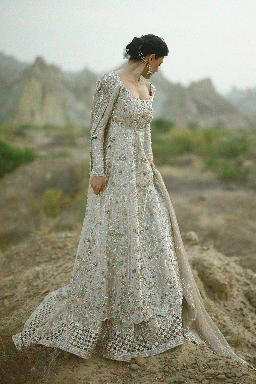 Sania Maskatiya