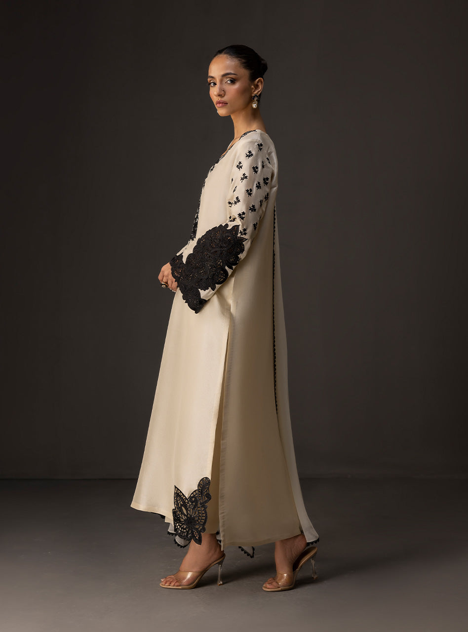 Ivory Noir
