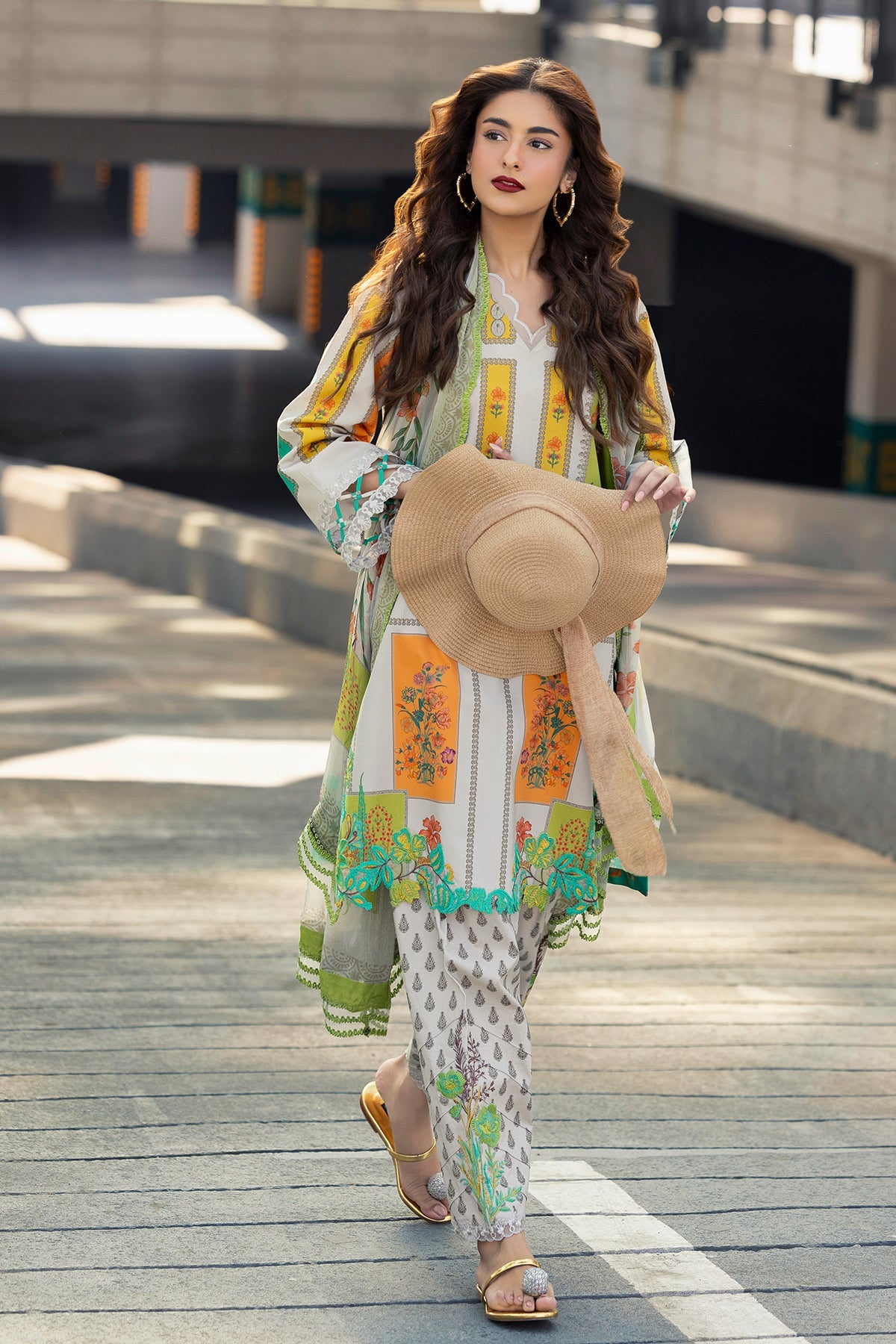 3-PC Unstitched Embroidered Lawn Collection AG6-04