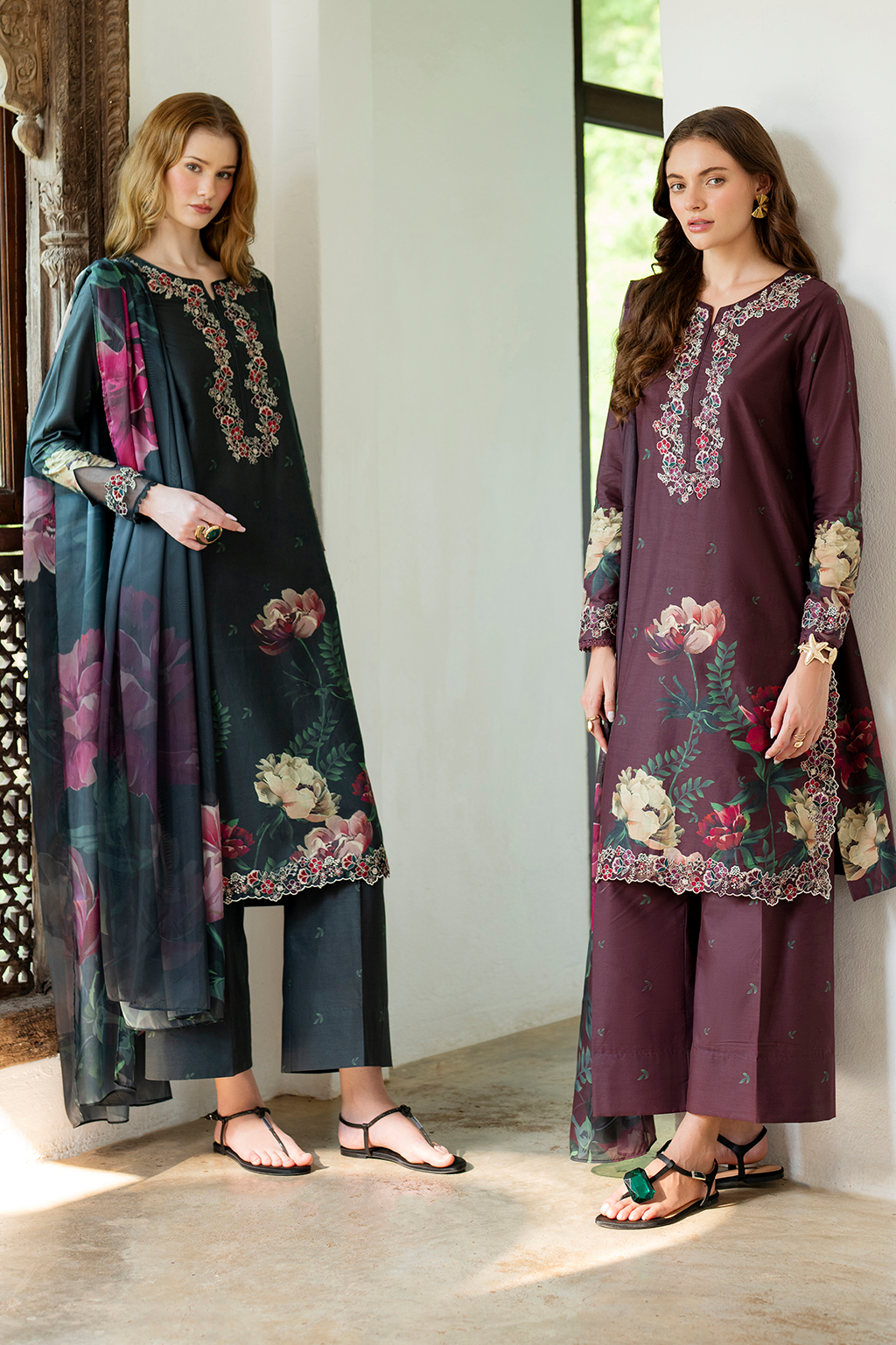 UE-494 Printed Lawn