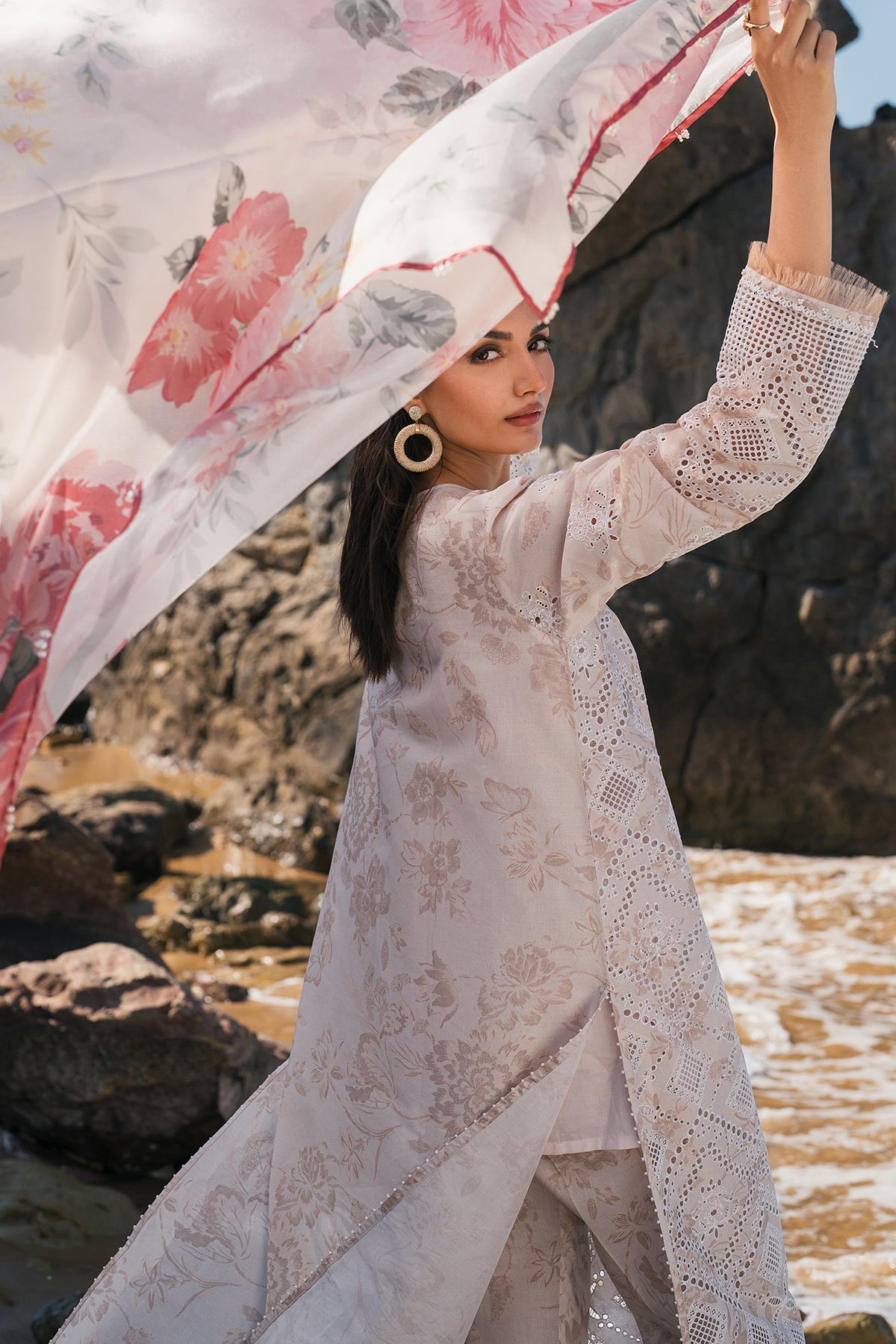 EMBROIDERED PRINTED LAWN UF-4116